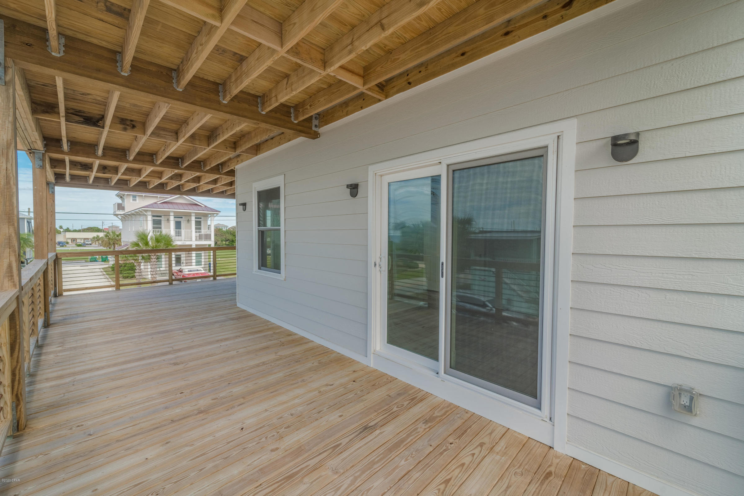 LAGUNA BEACH - Residential