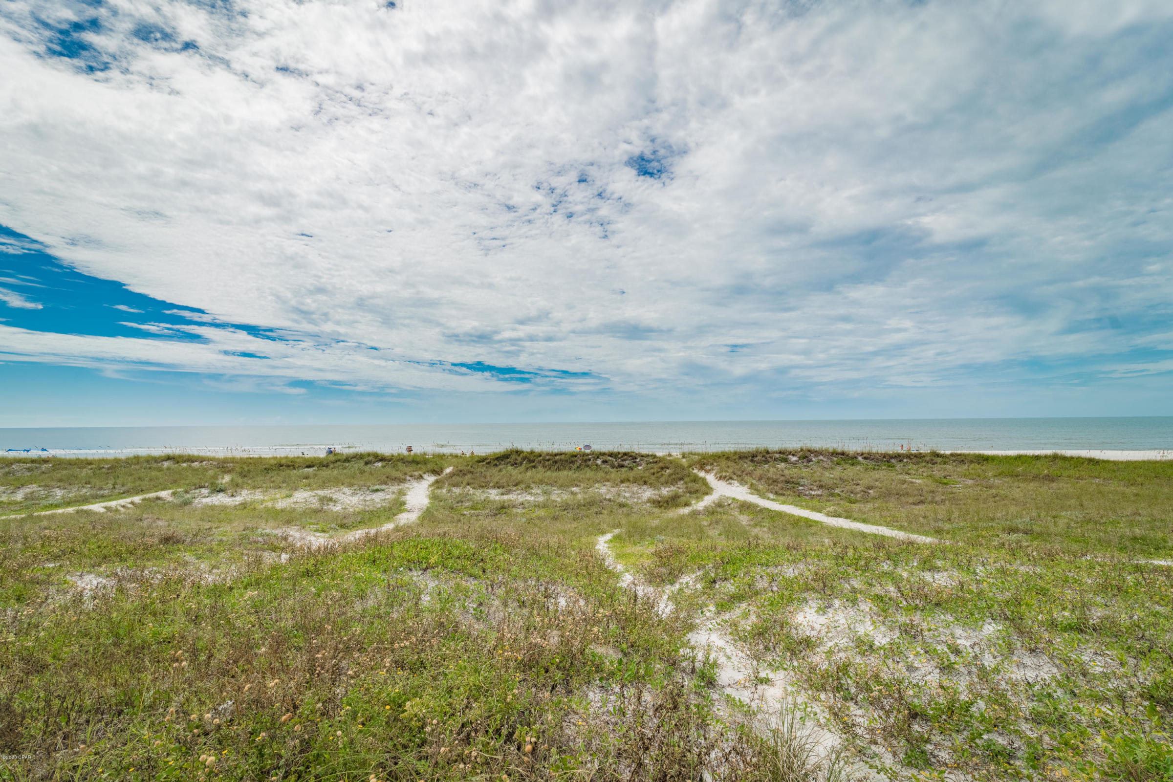 LAGUNA BEACH - Residential