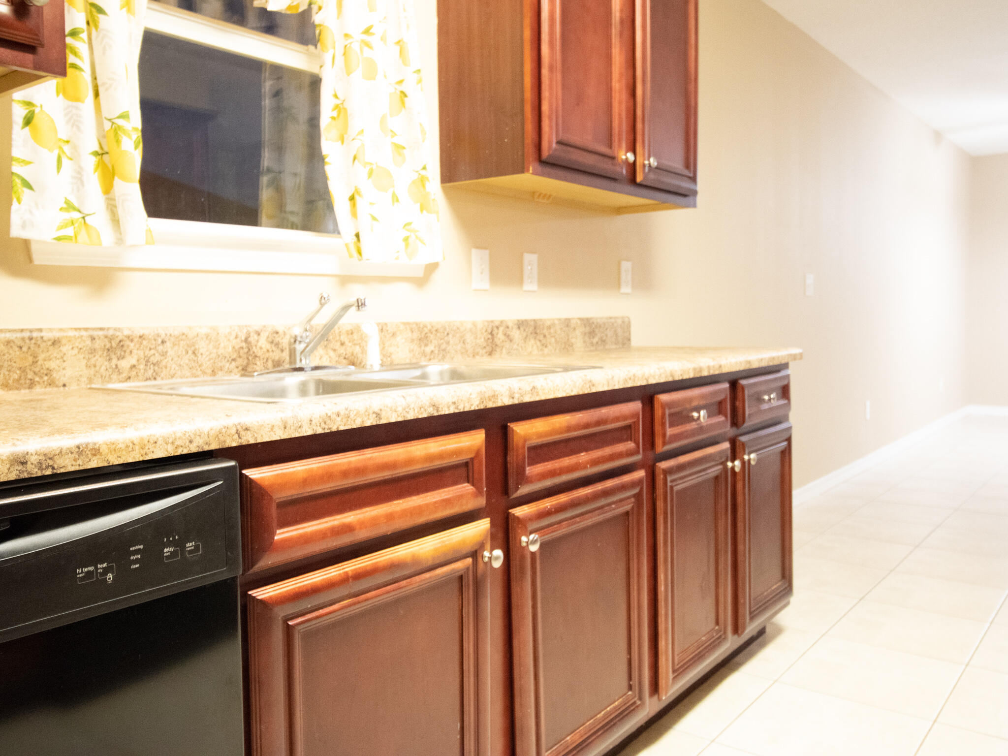 RACETRACK ROAD 1ST - Residential