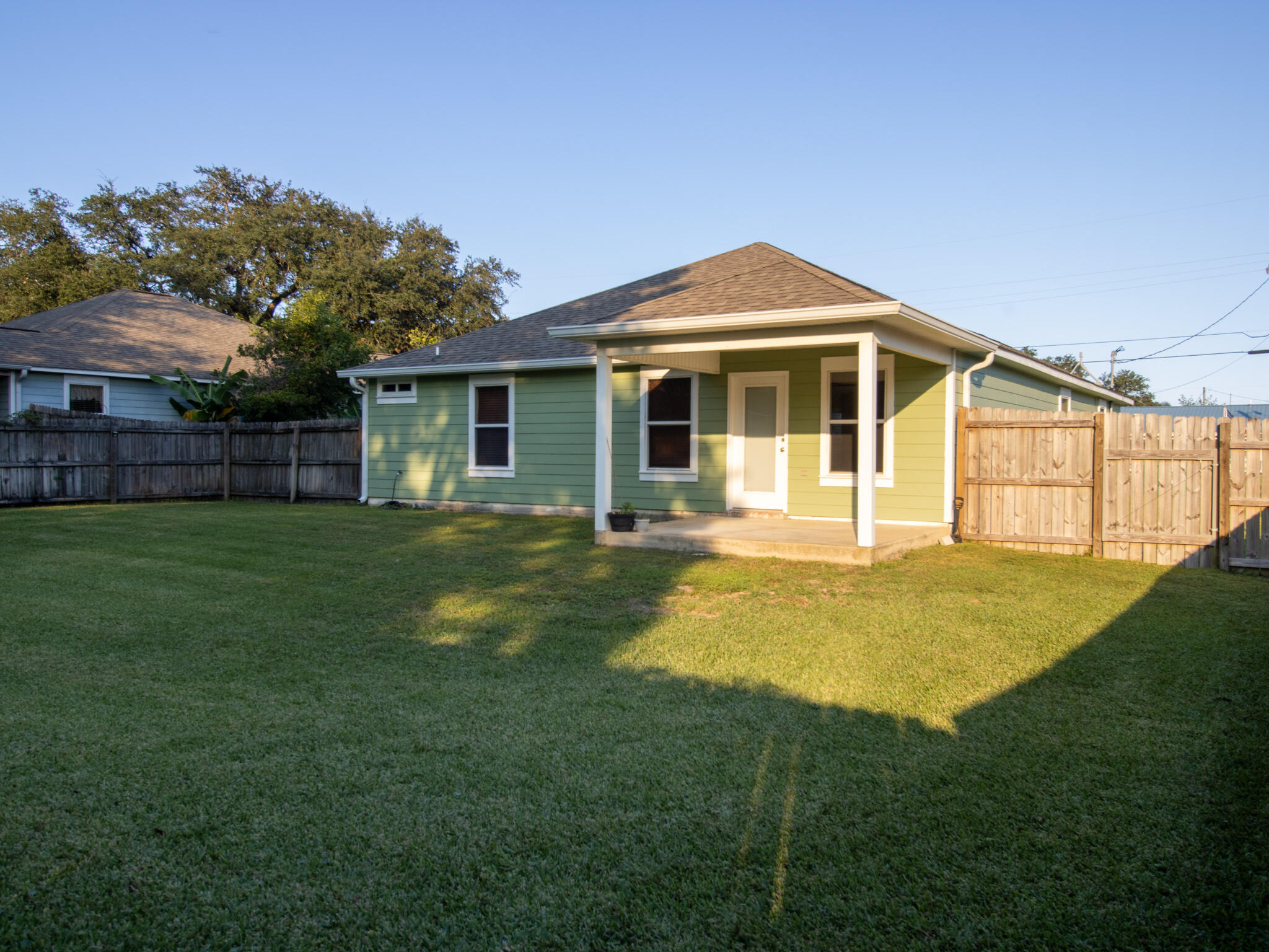 RACETRACK ROAD 1ST - Residential