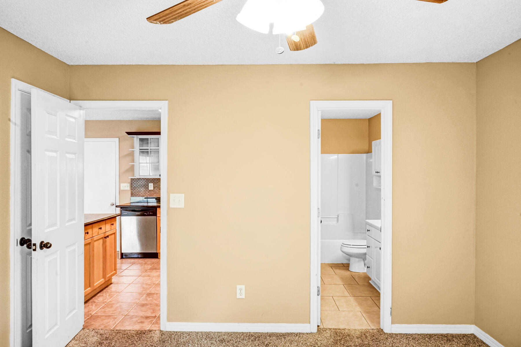 SOUTHVIEW ESTATES PH IV LOT 11 BLK A - Residential