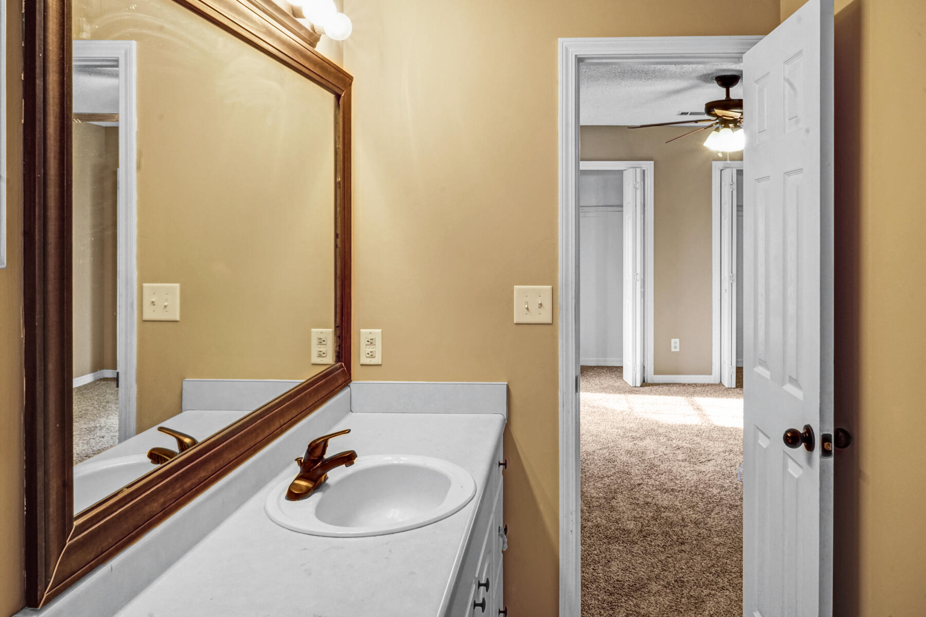 SOUTHVIEW ESTATES PH IV LOT 11 BLK A - Residential