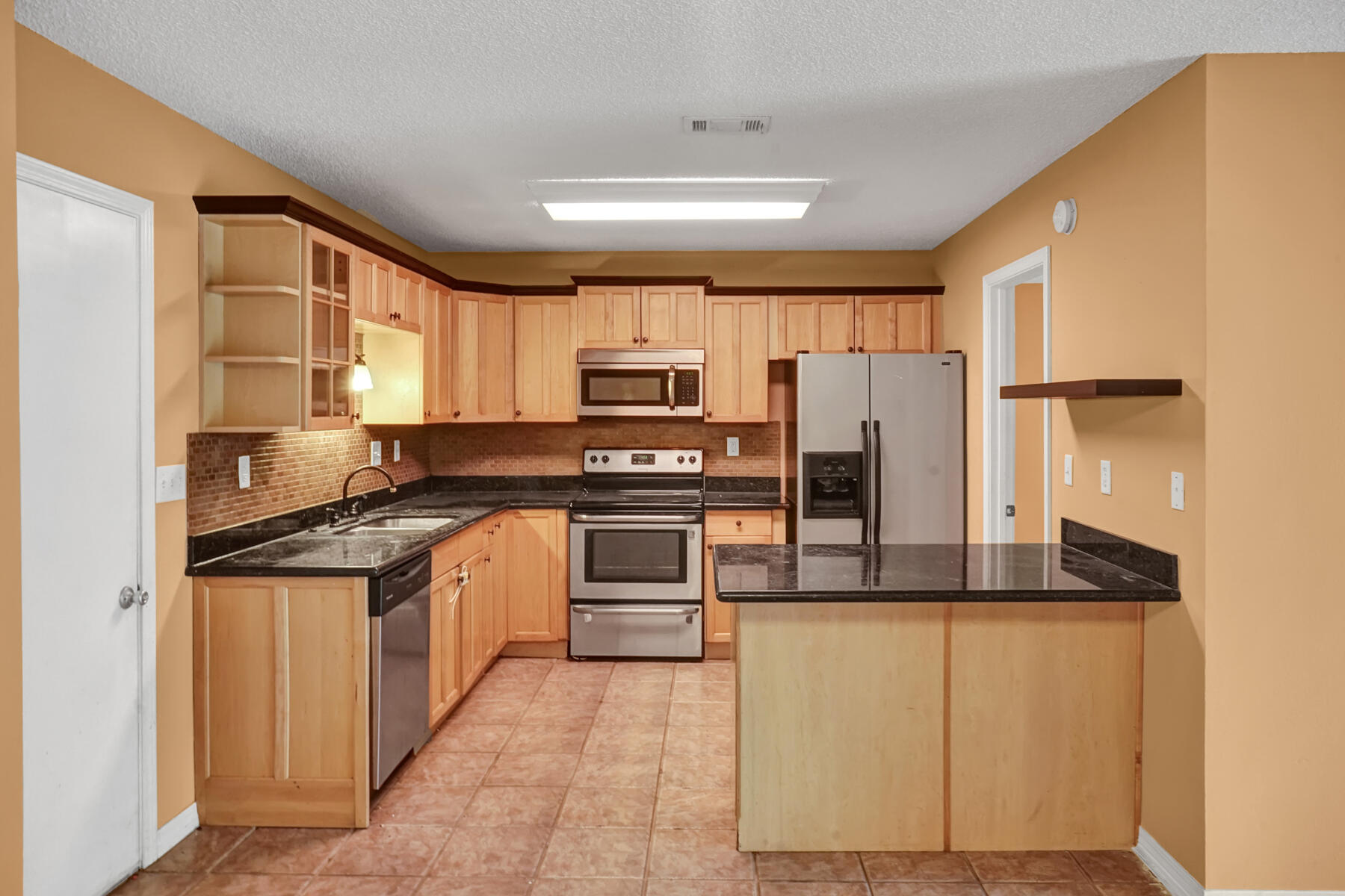 SOUTHVIEW ESTATES PH IV LOT 11 BLK A - Residential