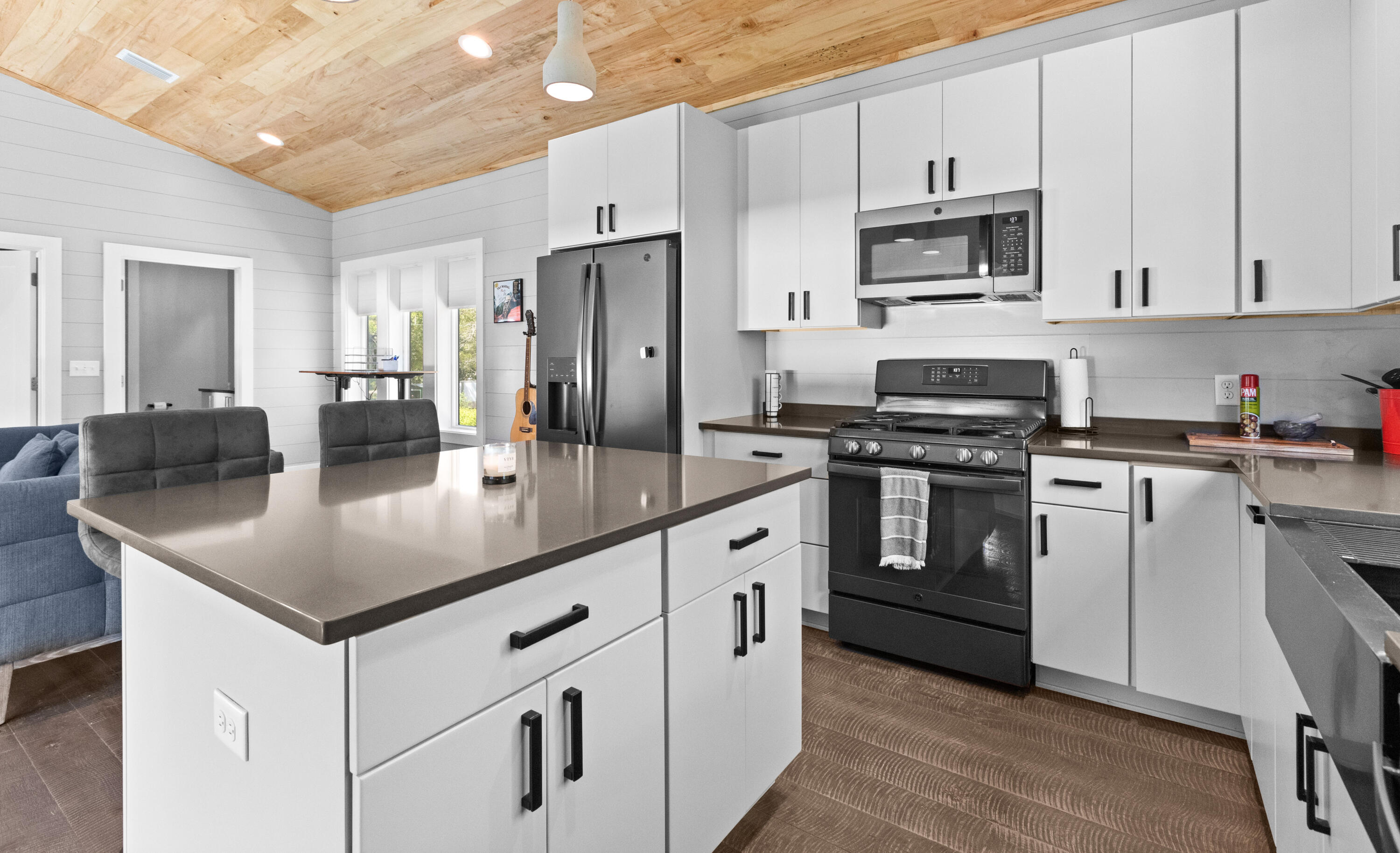 DAUGHETTES AMENDED - Residential