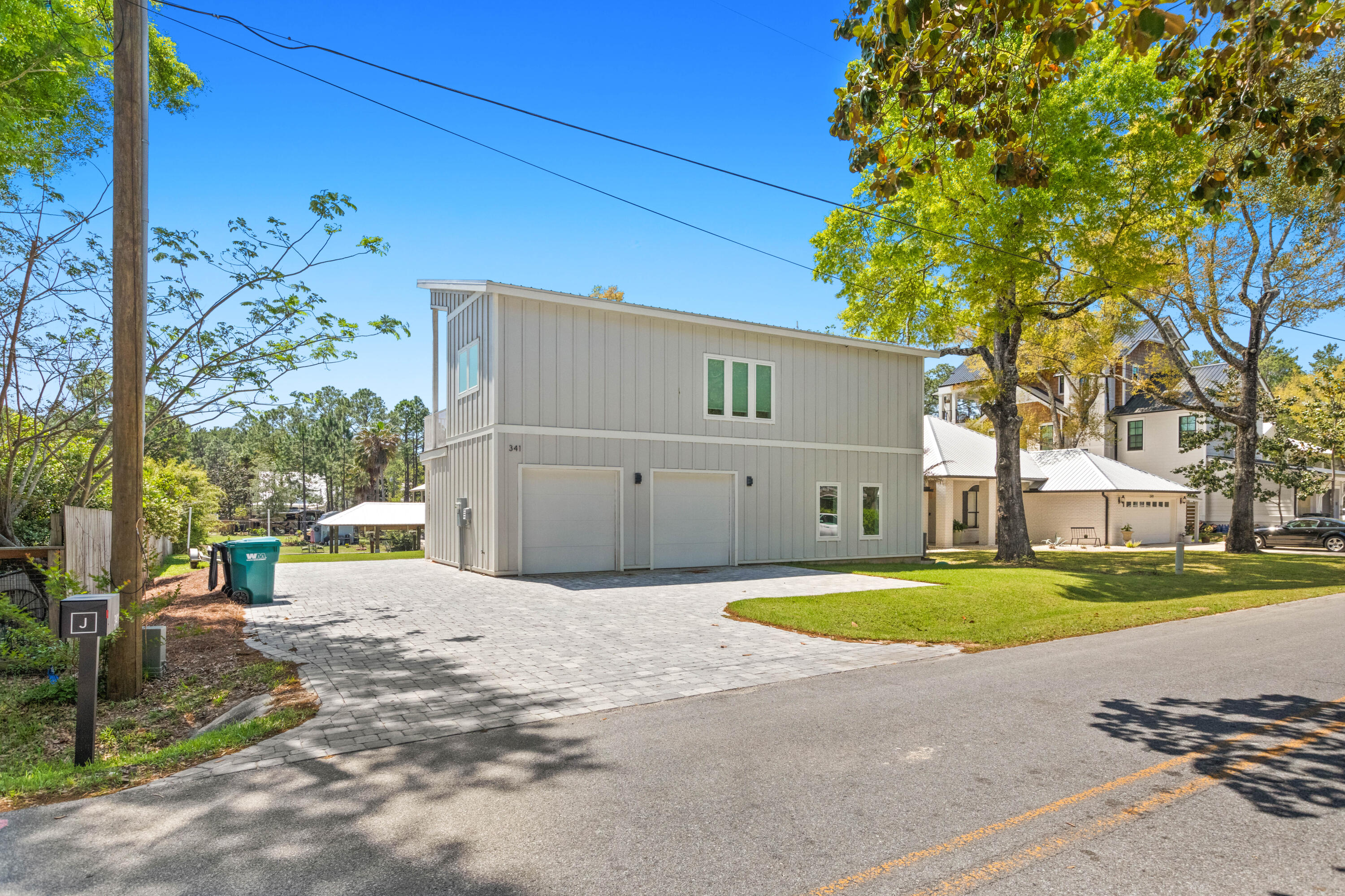 DAUGHETTES AMENDED - Residential