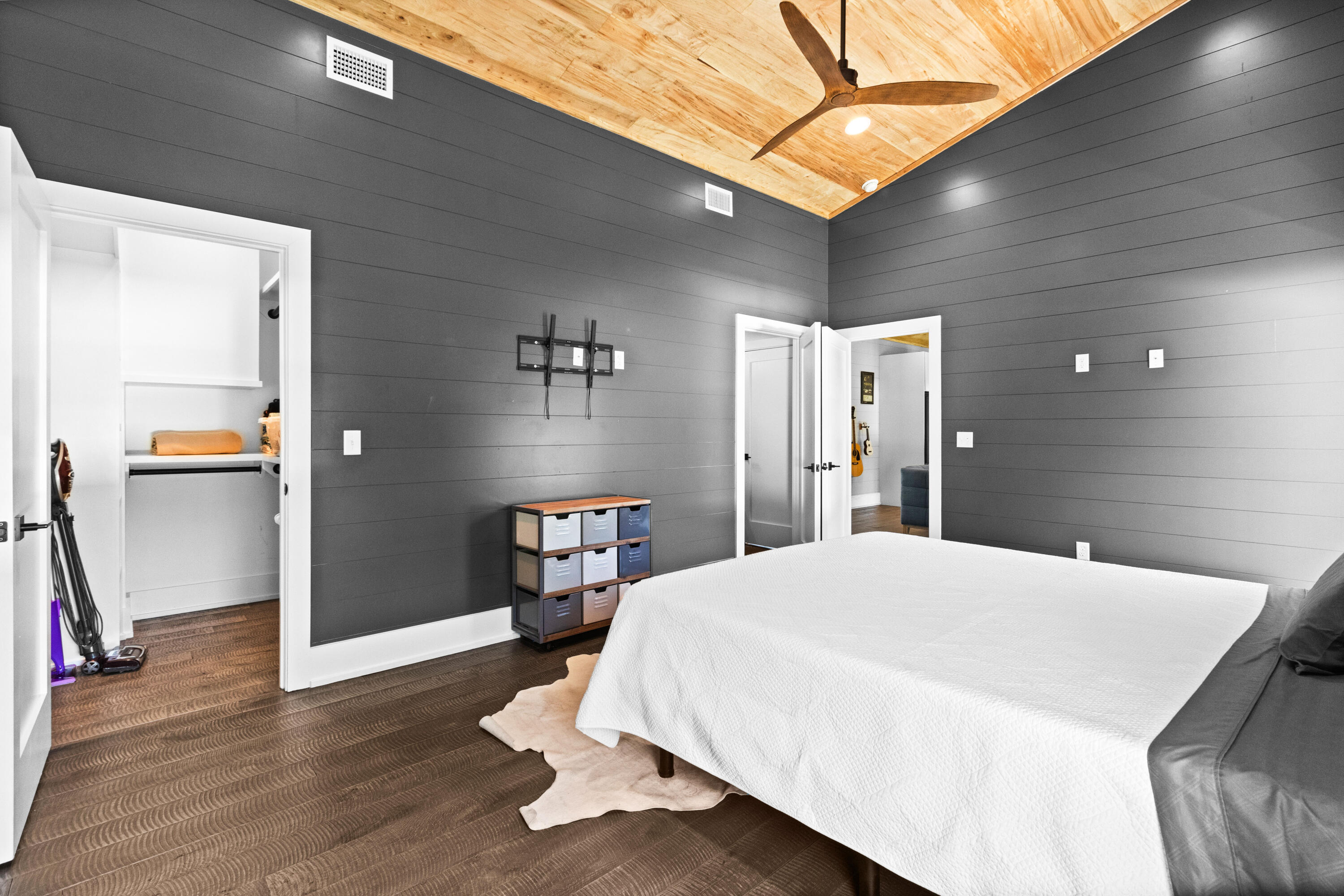 DAUGHETTES AMENDED - Residential