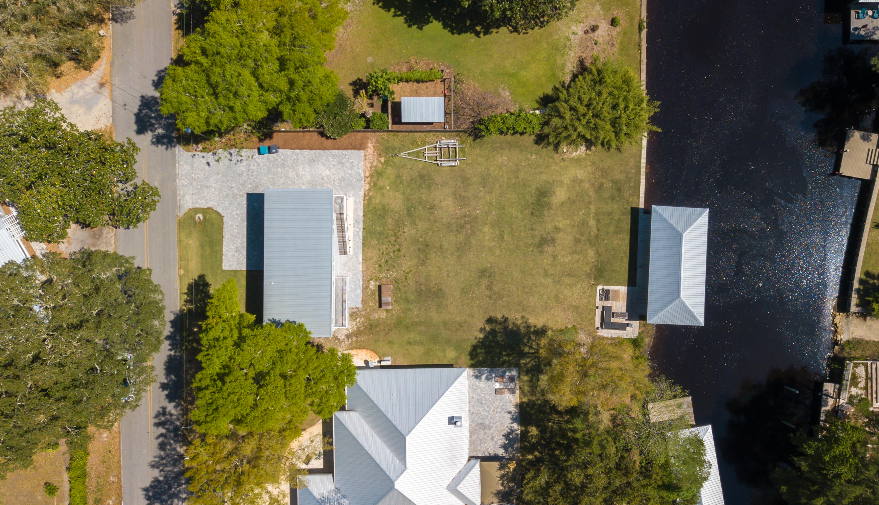 DAUGHETTES AMENDED - Residential