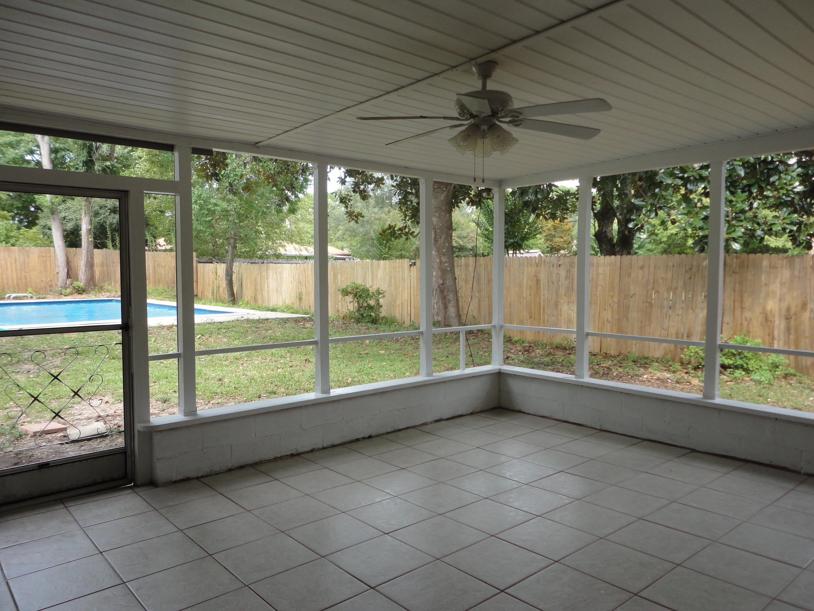 Poquito Bayou - Residential