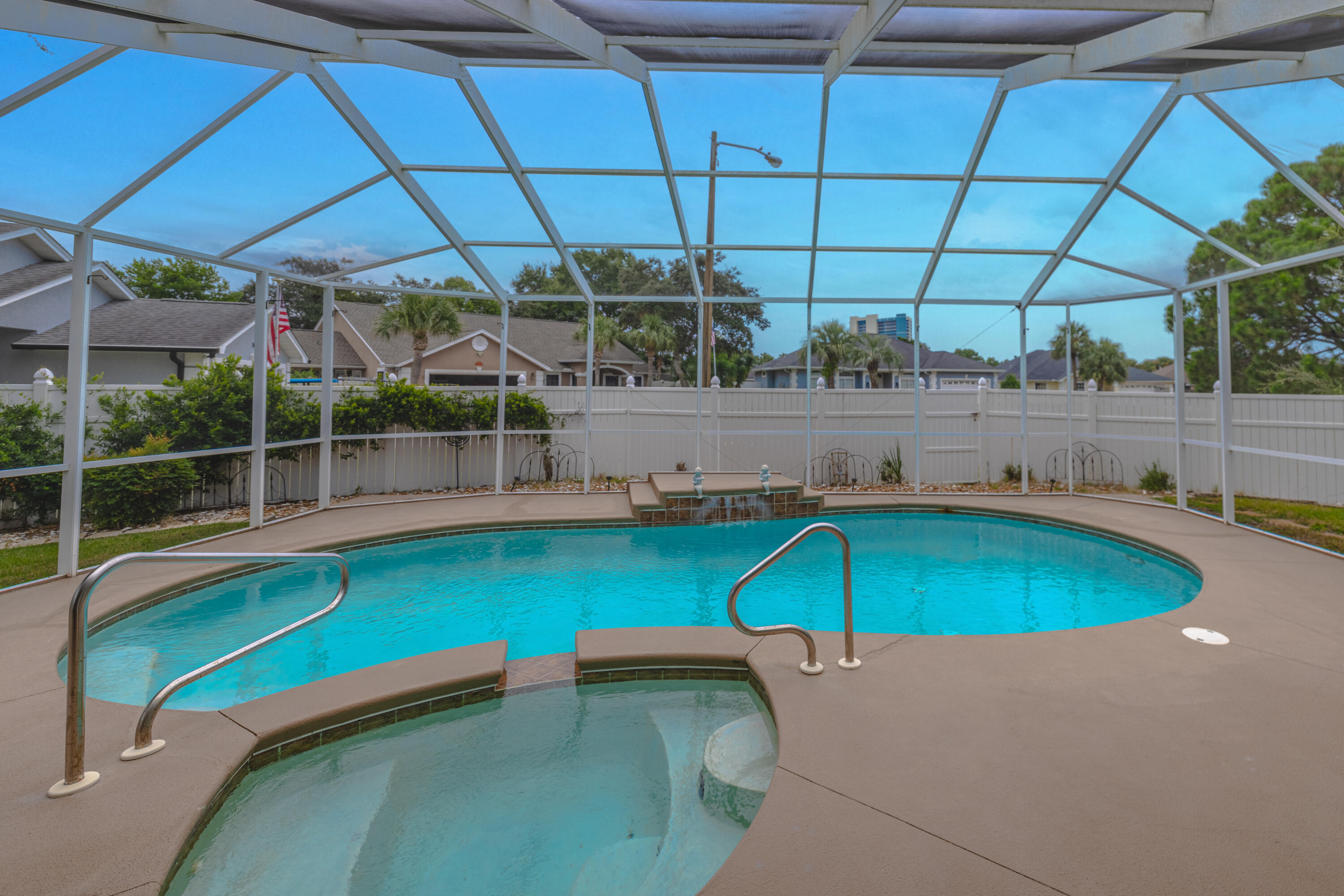 SUMMER BREEZE PH 1 - Residential