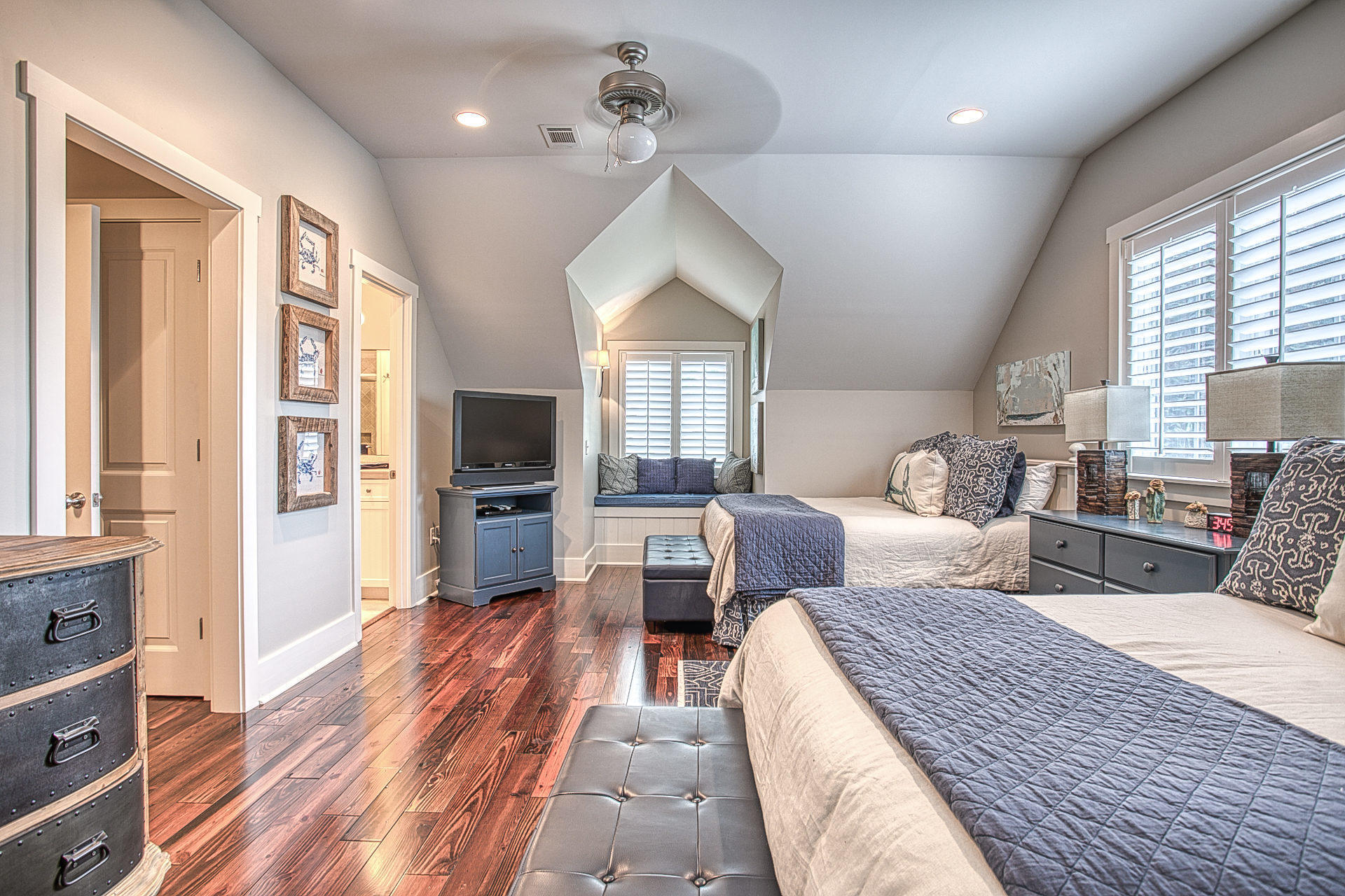 WATERCOLOR - Residential