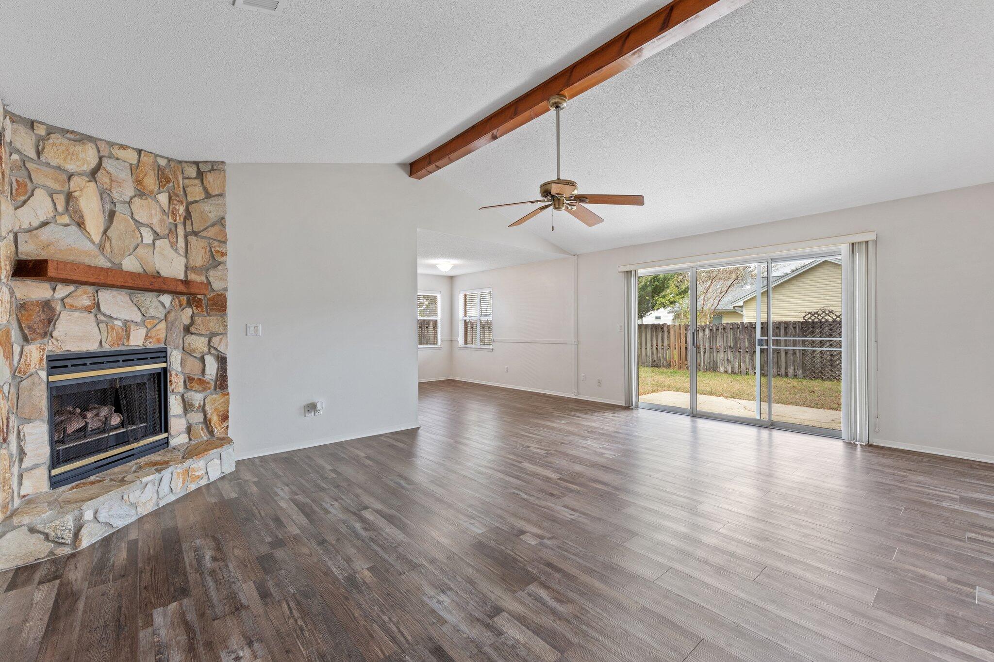 BLUE PINE VILLAGE PH 3 - Residential Lease