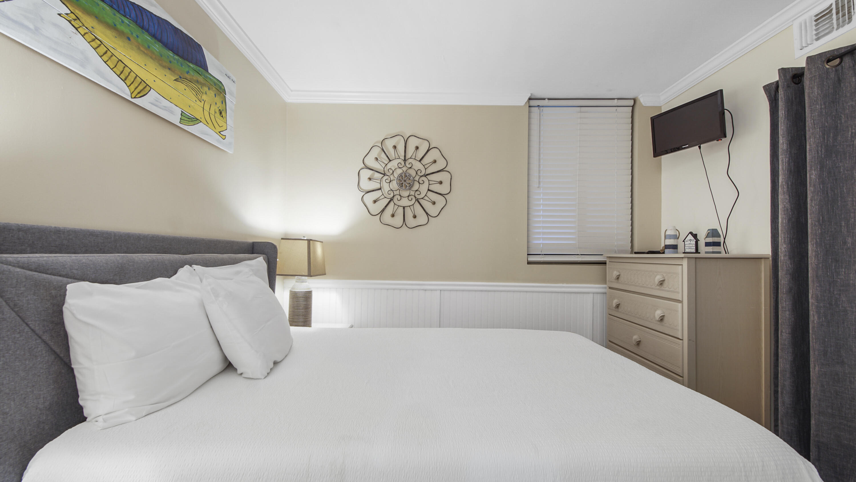 SUNBIRD CONDO - Residential