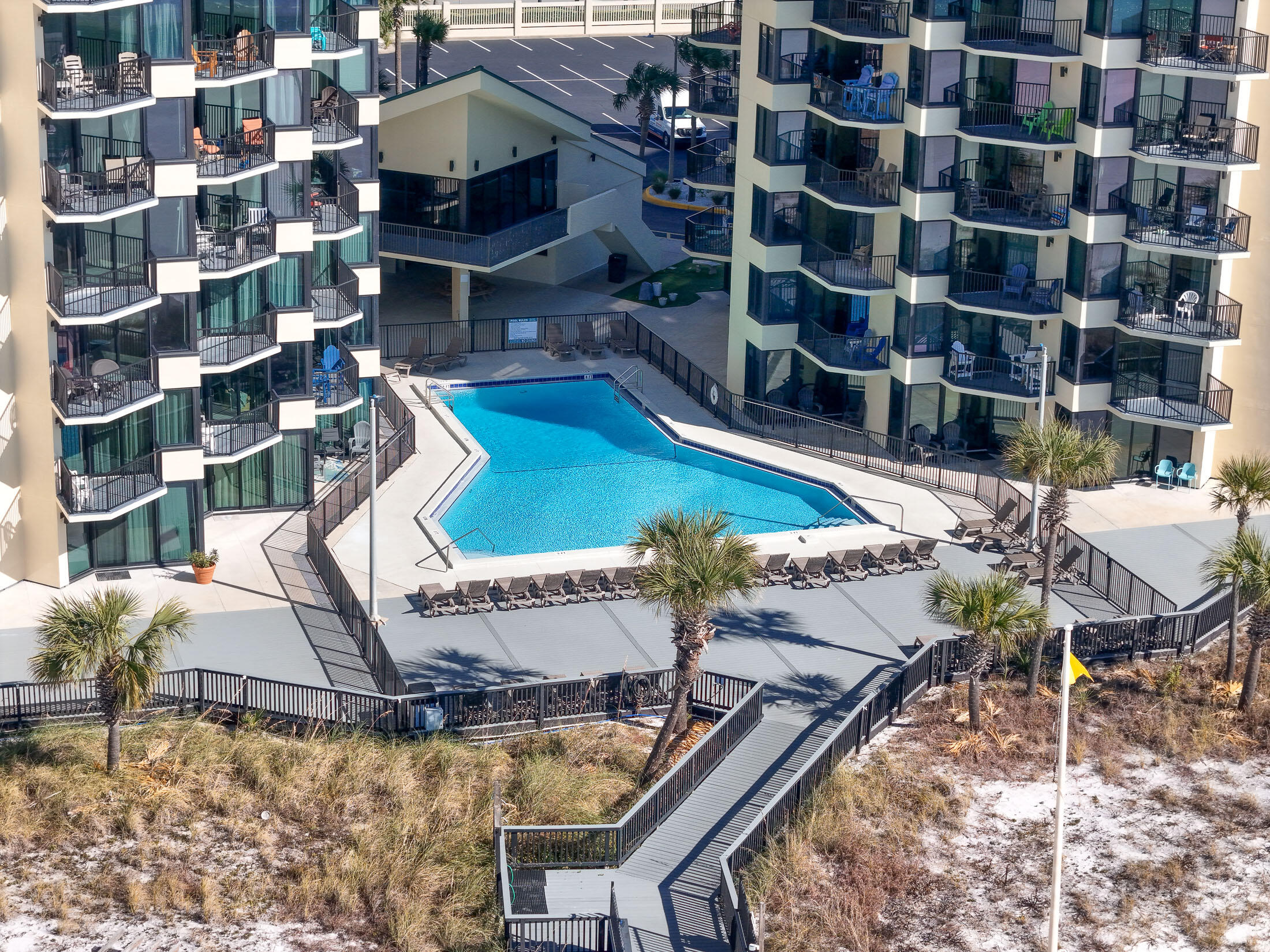 SUNBIRD CONDO - Residential