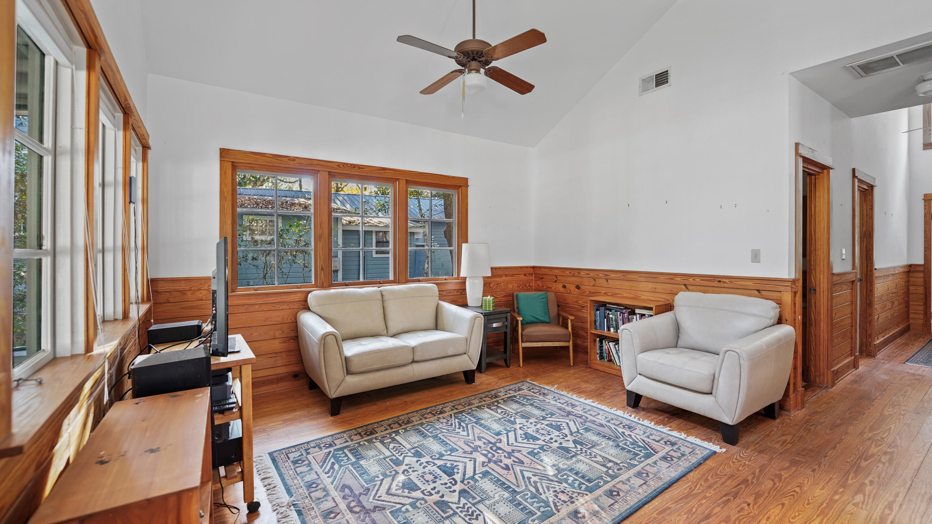 SEAGROVE 1ST ADDN - Residential
