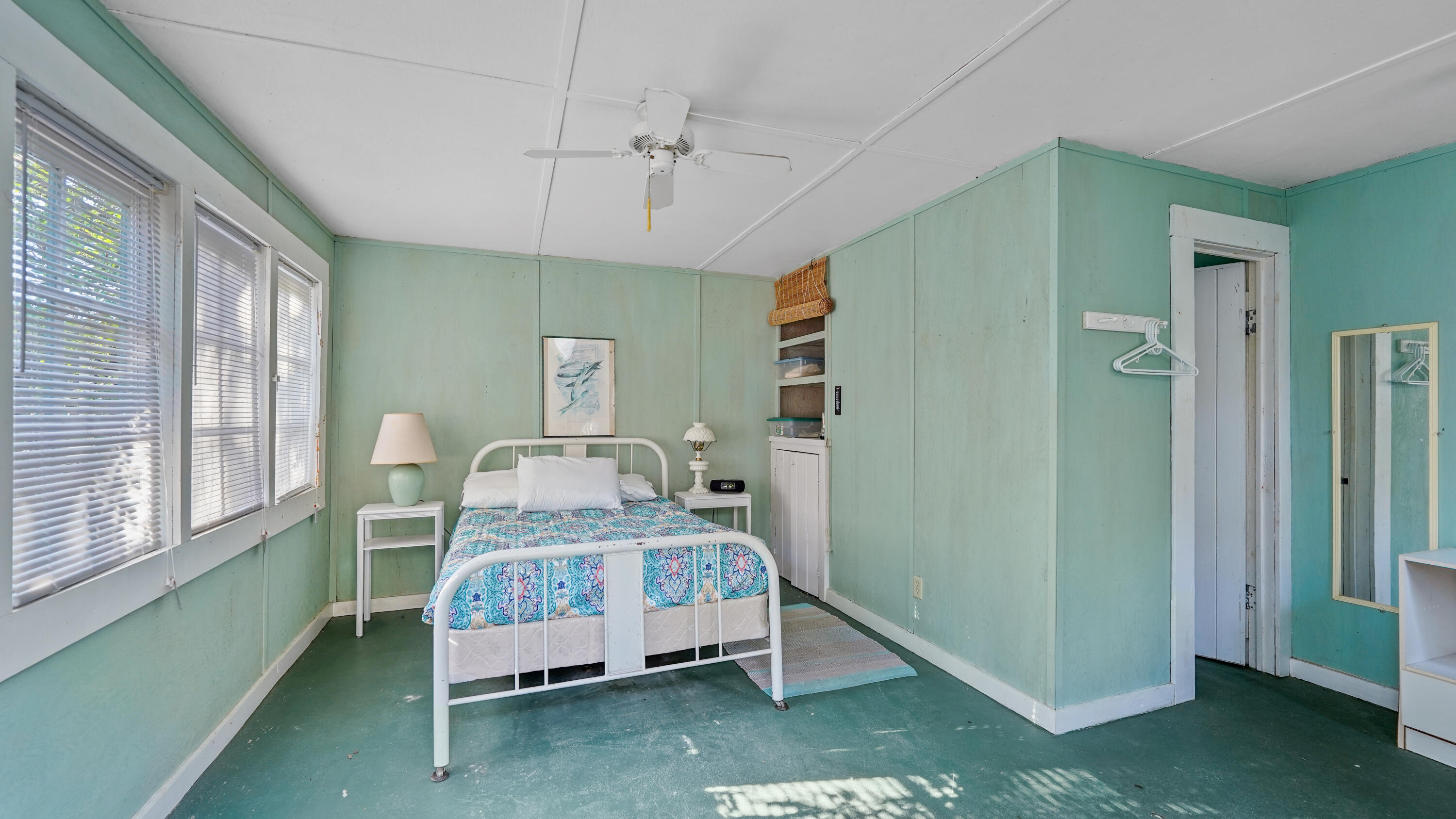 SEAGROVE 1ST ADDN - Residential