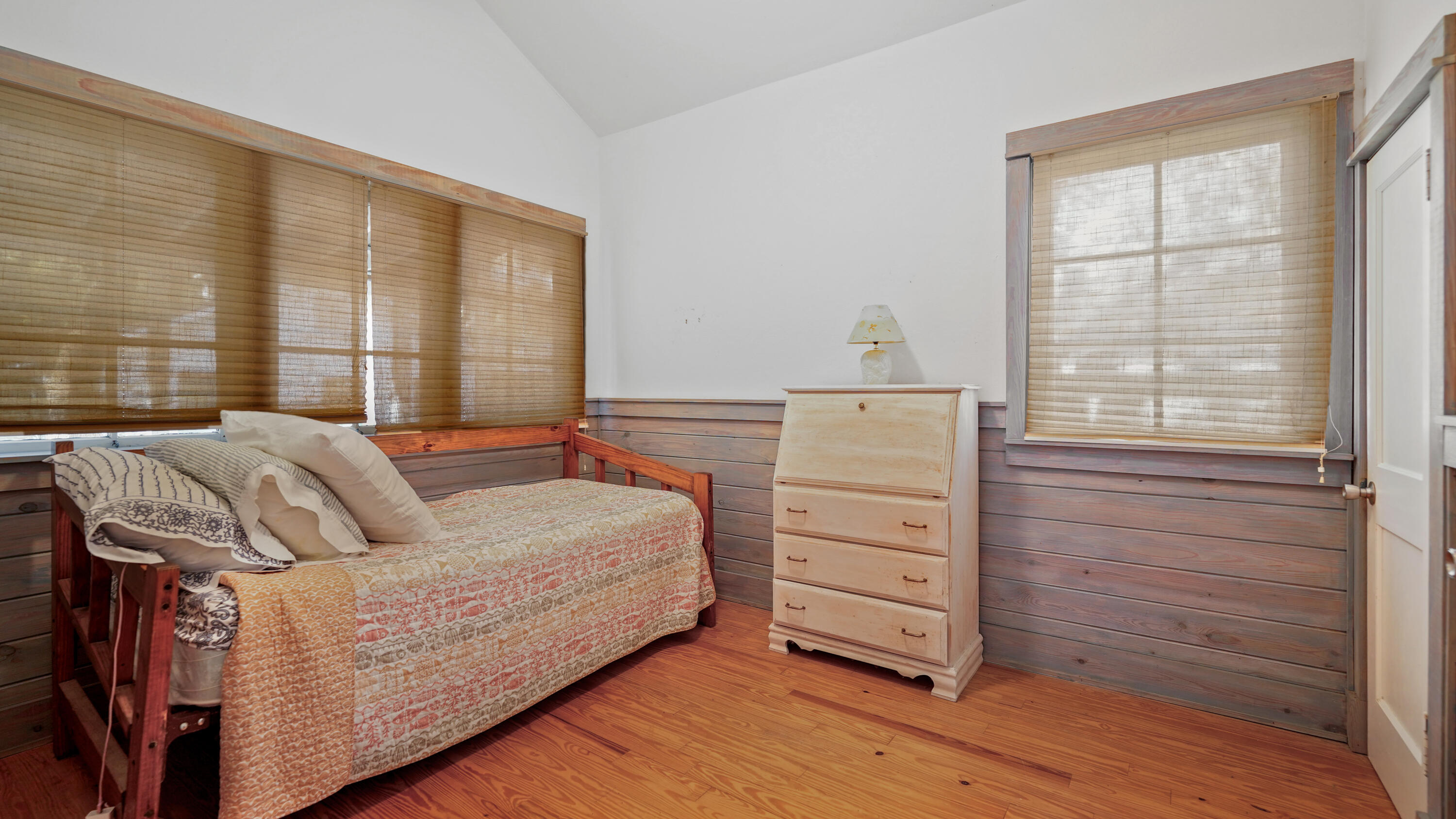 SEAGROVE 1ST ADDN - Residential