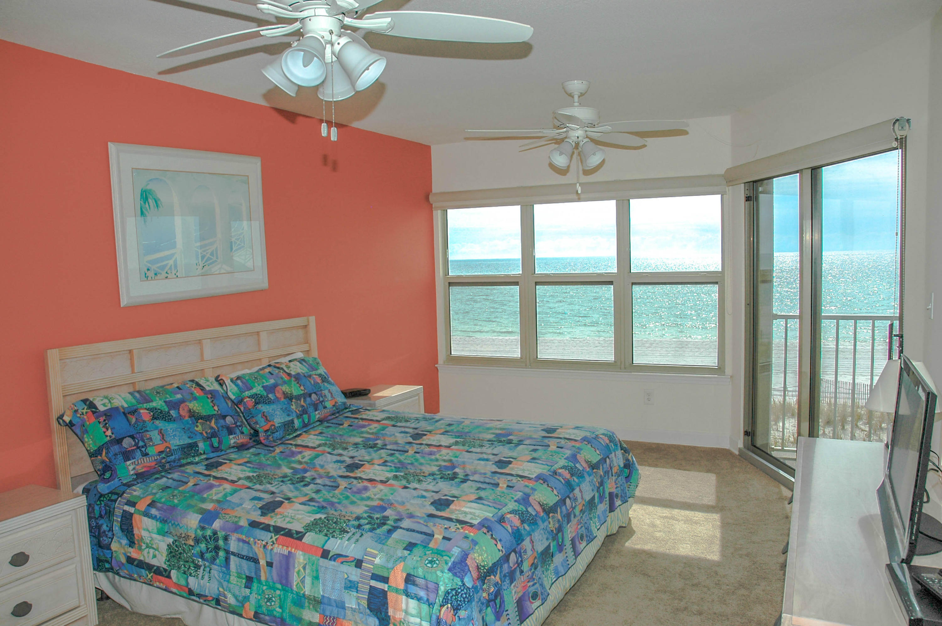 EMERALD TOWERS WEST CONDO - Residential