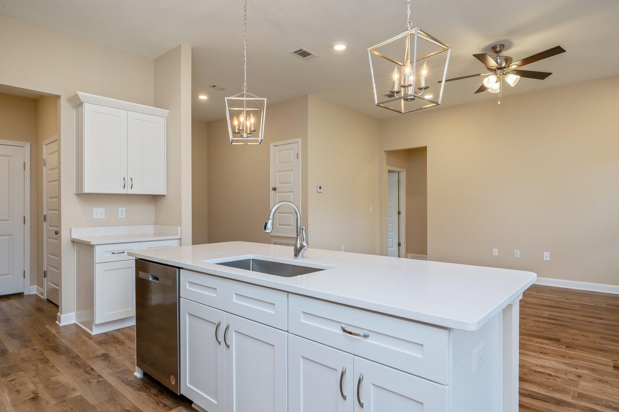 BRIDLE WOOD EST PH I - Residential