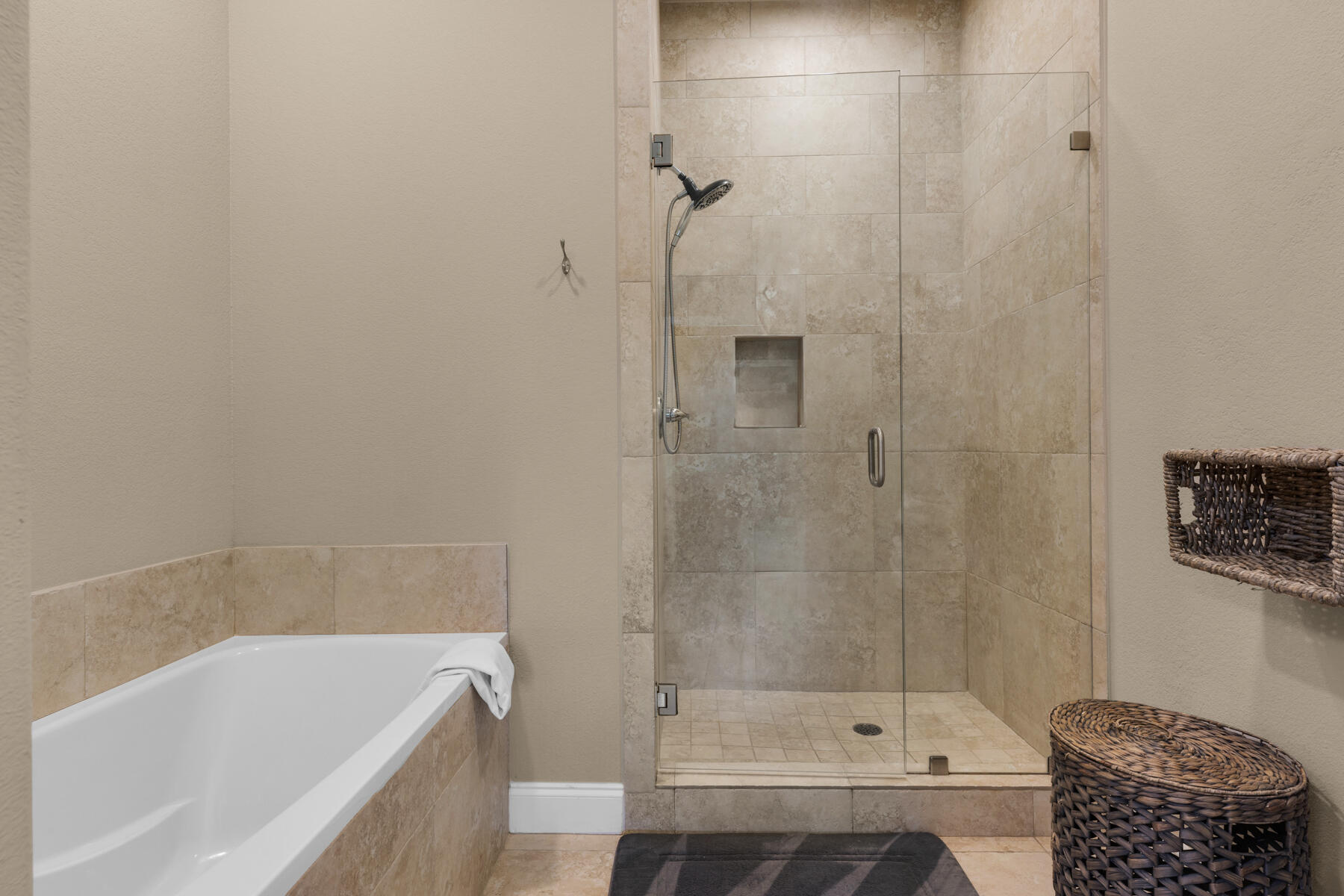 Alerio Condominiums - Residential