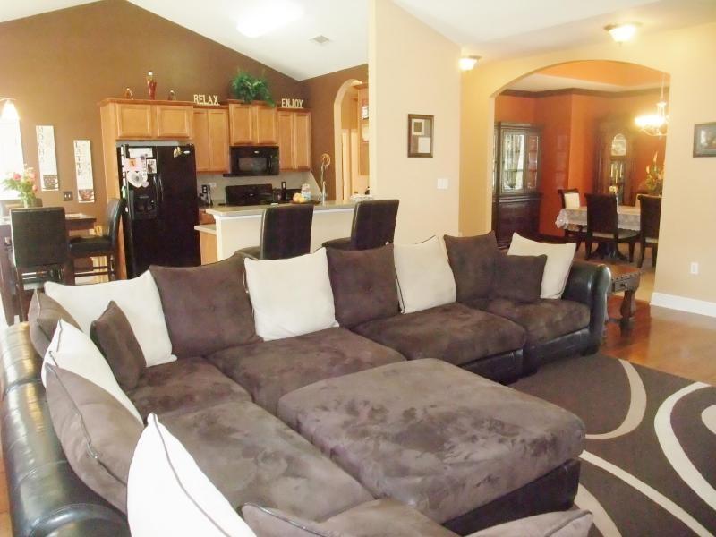 ROLLING RIDGE - Residential