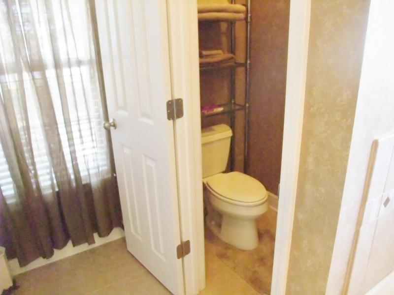 ROLLING RIDGE - Residential