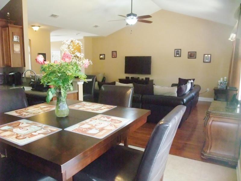 ROLLING RIDGE - Residential