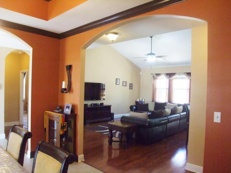 ROLLING RIDGE - Residential