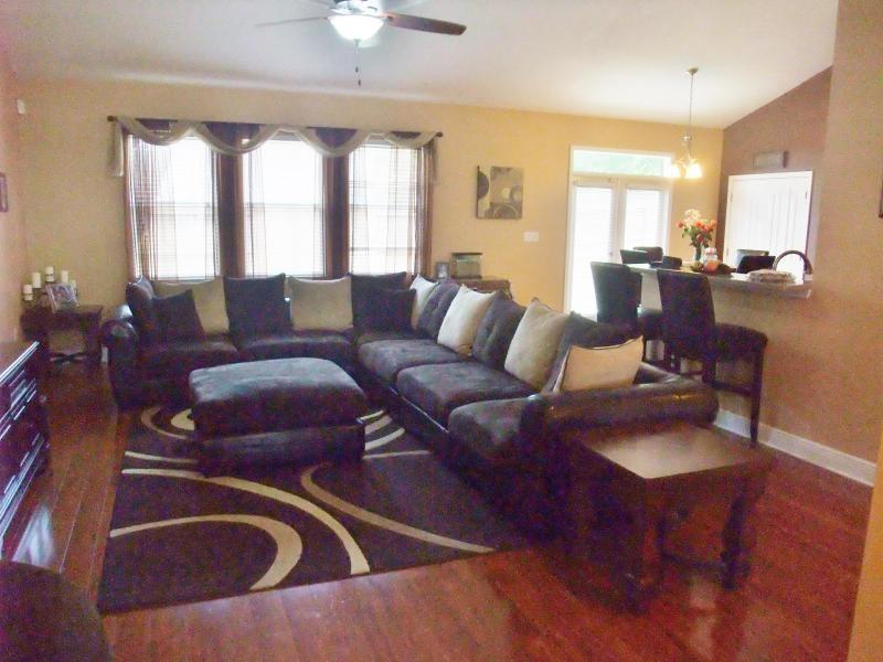 ROLLING RIDGE - Residential