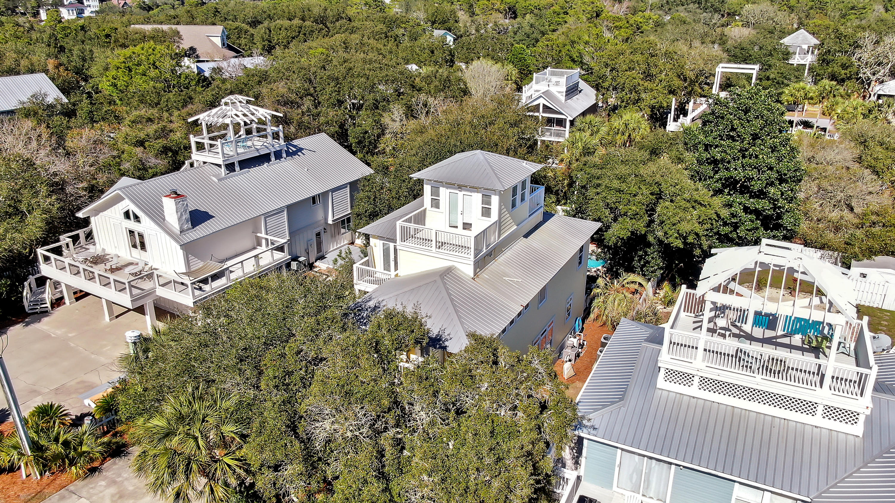 GULF LAKE BEACHES ESTATES - Residential