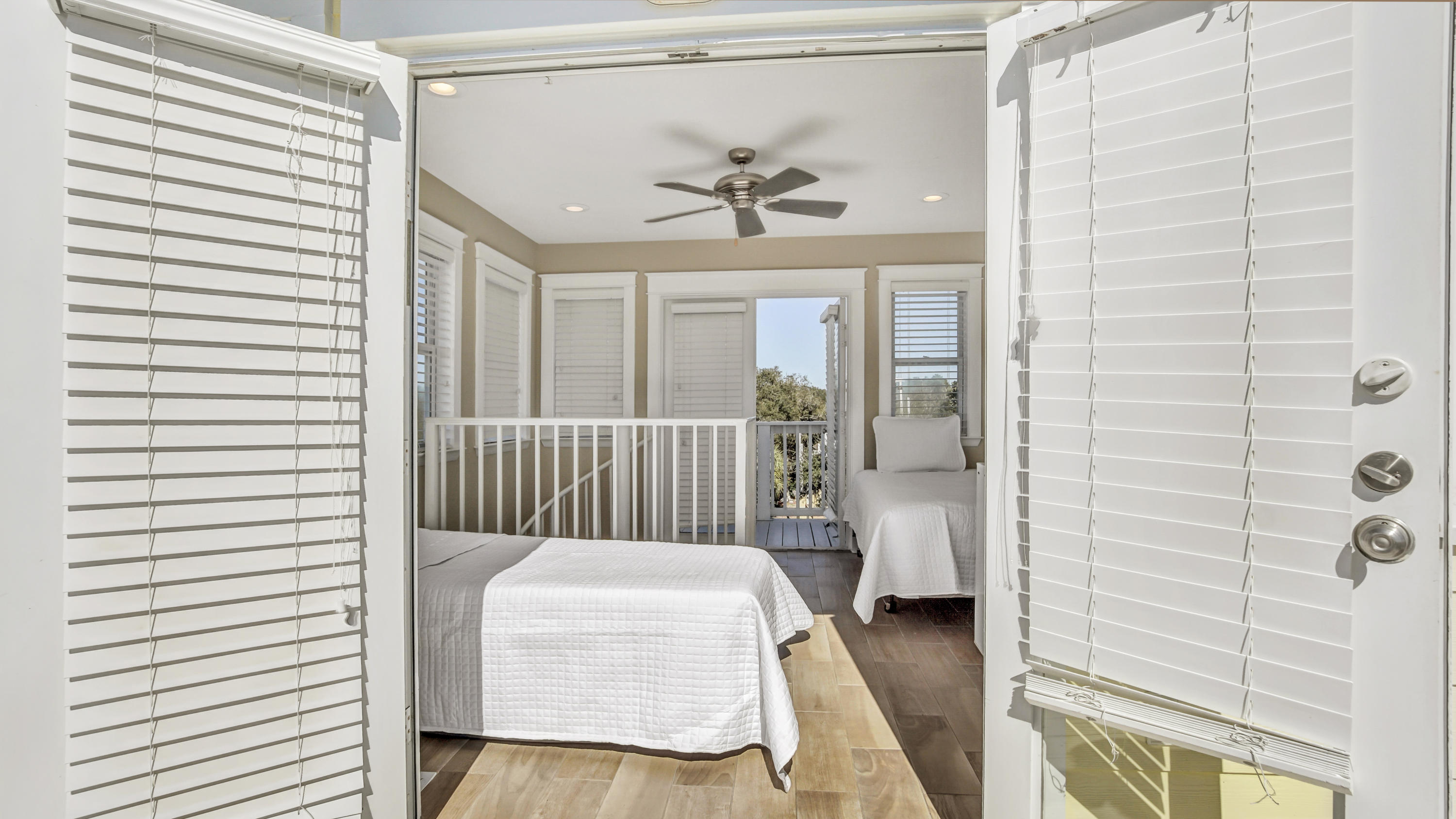 GULF LAKE BEACHES ESTATES - Residential