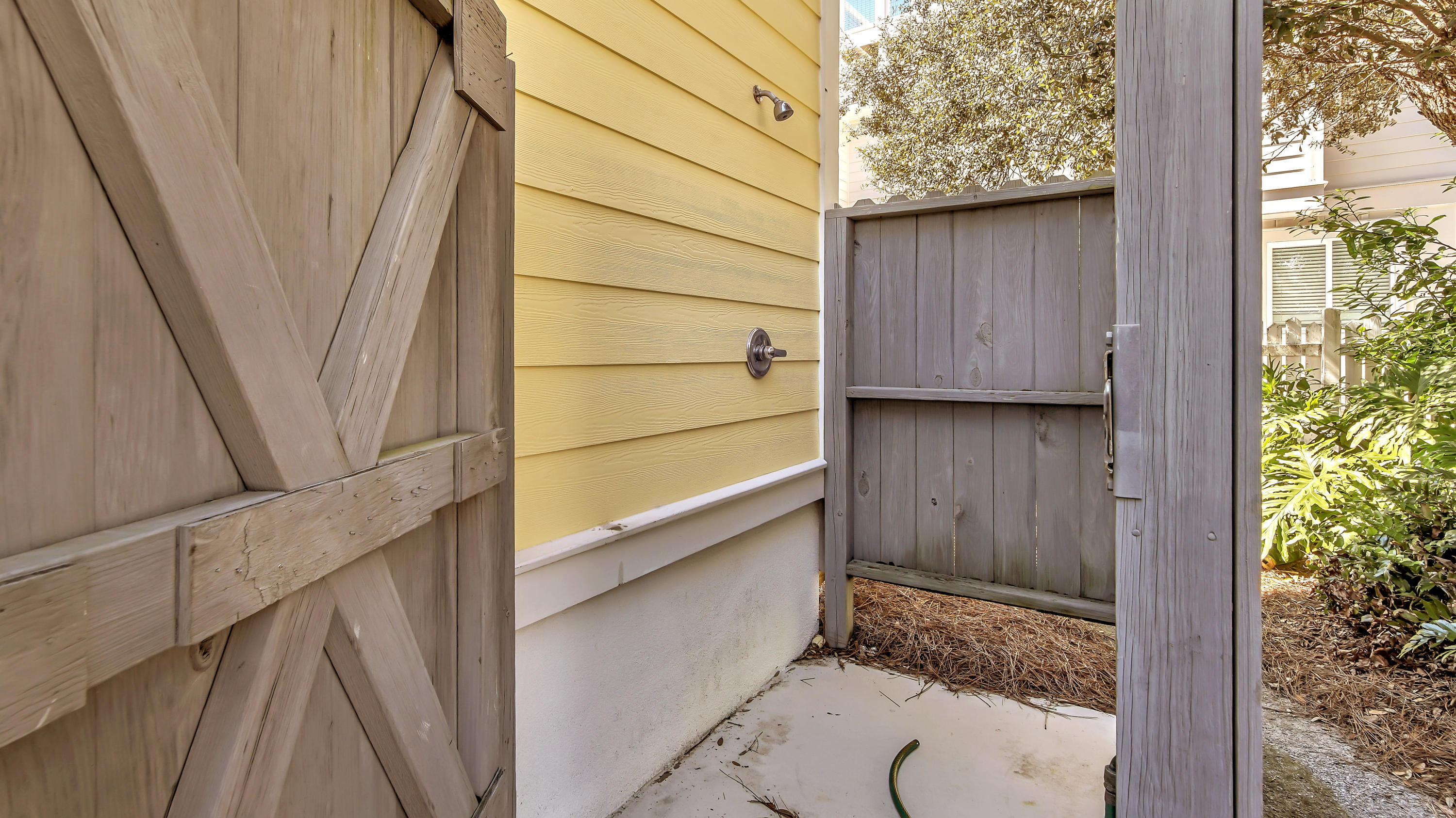 GULF LAKE BEACHES ESTATES - Residential