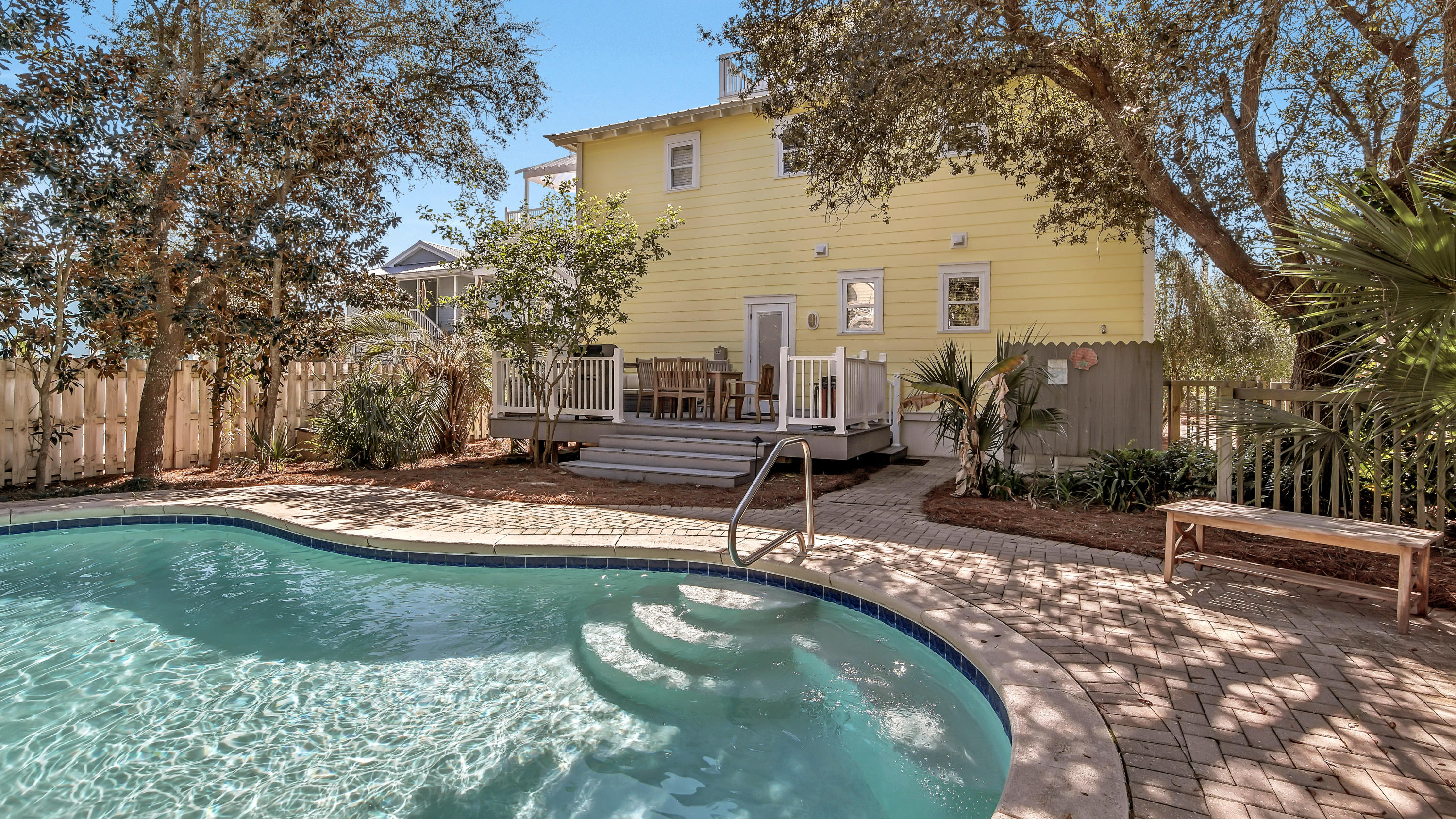 GULF LAKE BEACHES ESTATES - Residential