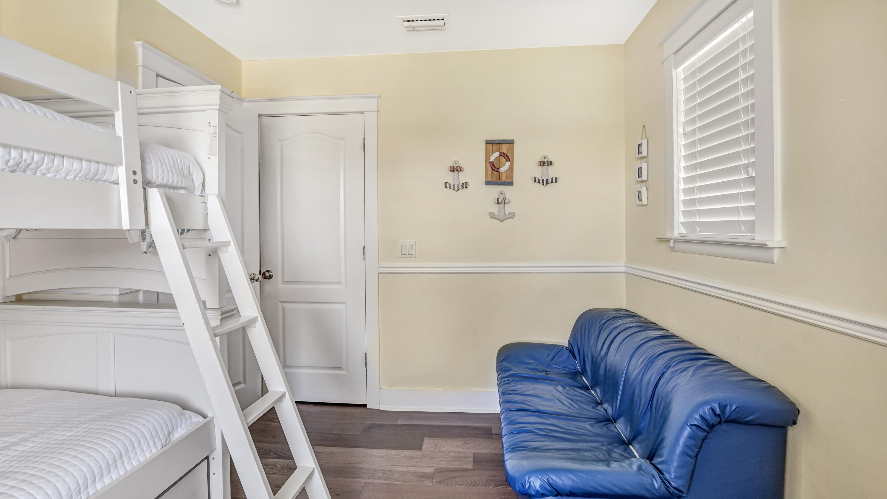 GULF LAKE BEACHES ESTATES - Residential