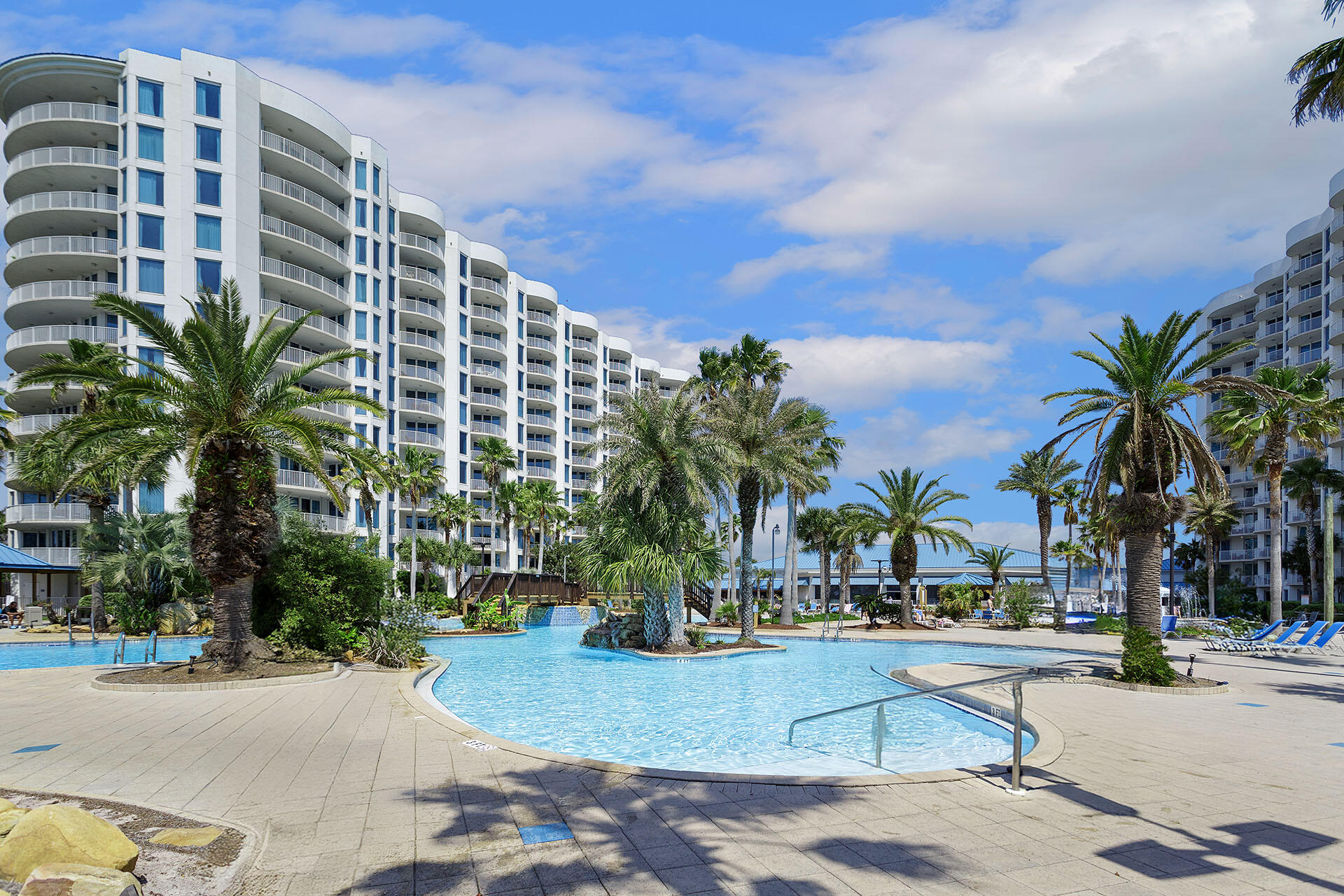 THE PALMS OF DESTIN - Residential