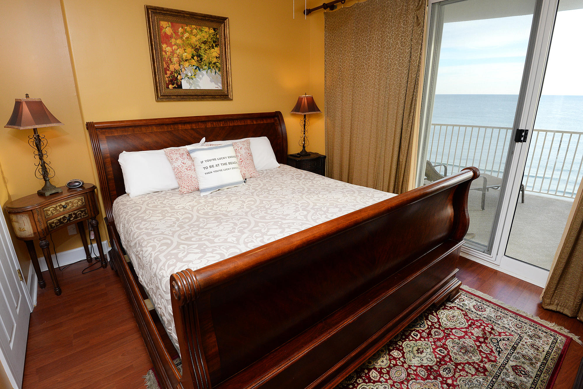 EMERALD ISLE - Residential