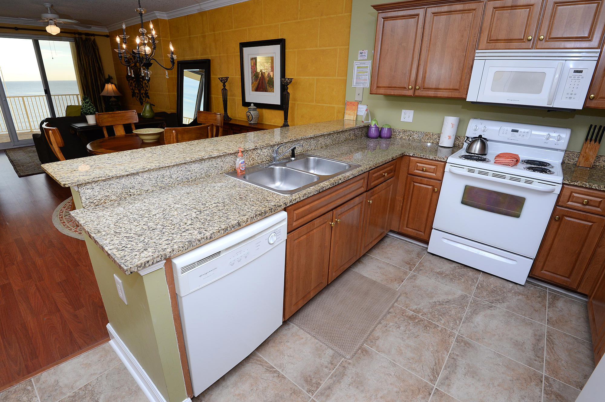 EMERALD ISLE - Residential