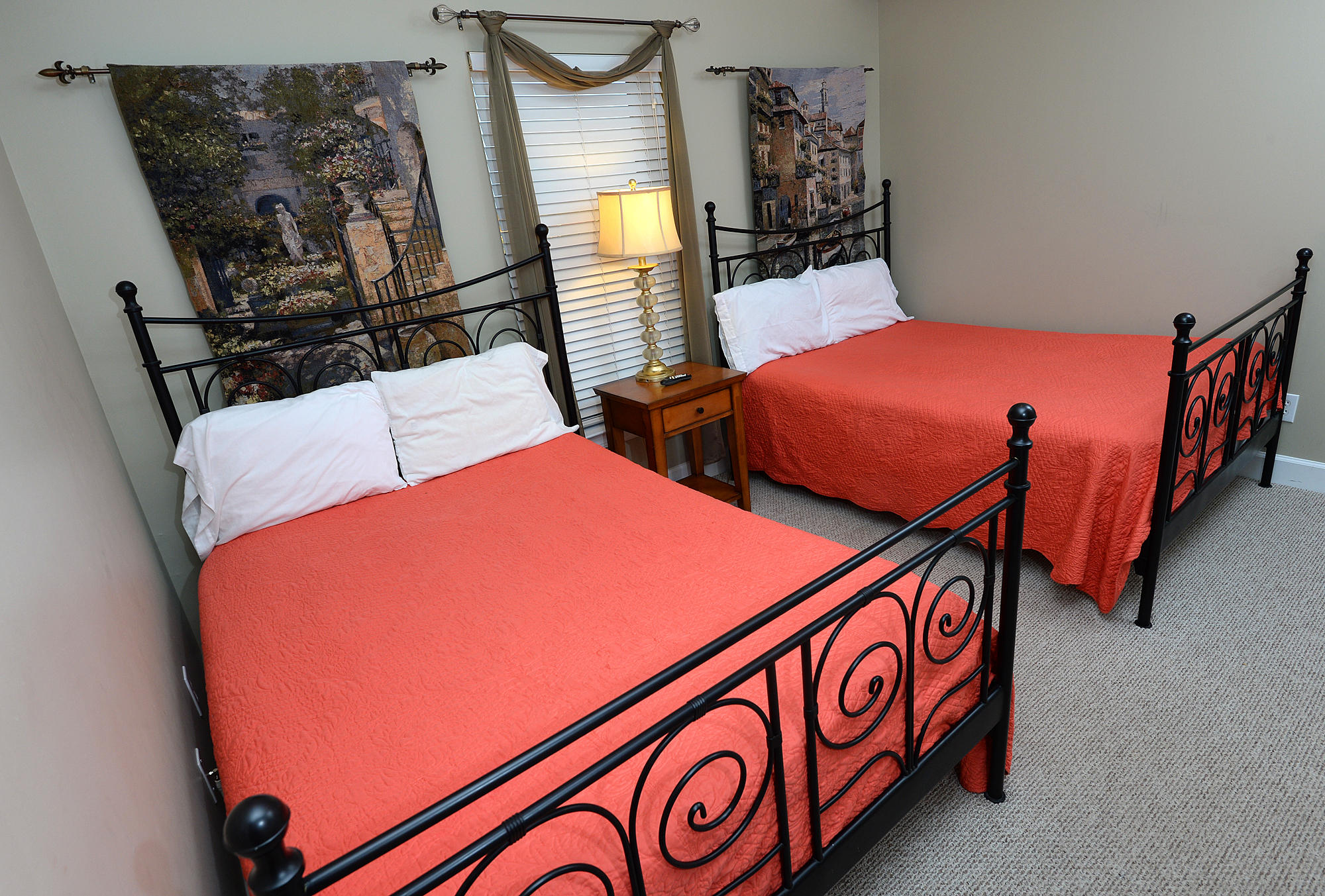 EMERALD ISLE - Residential