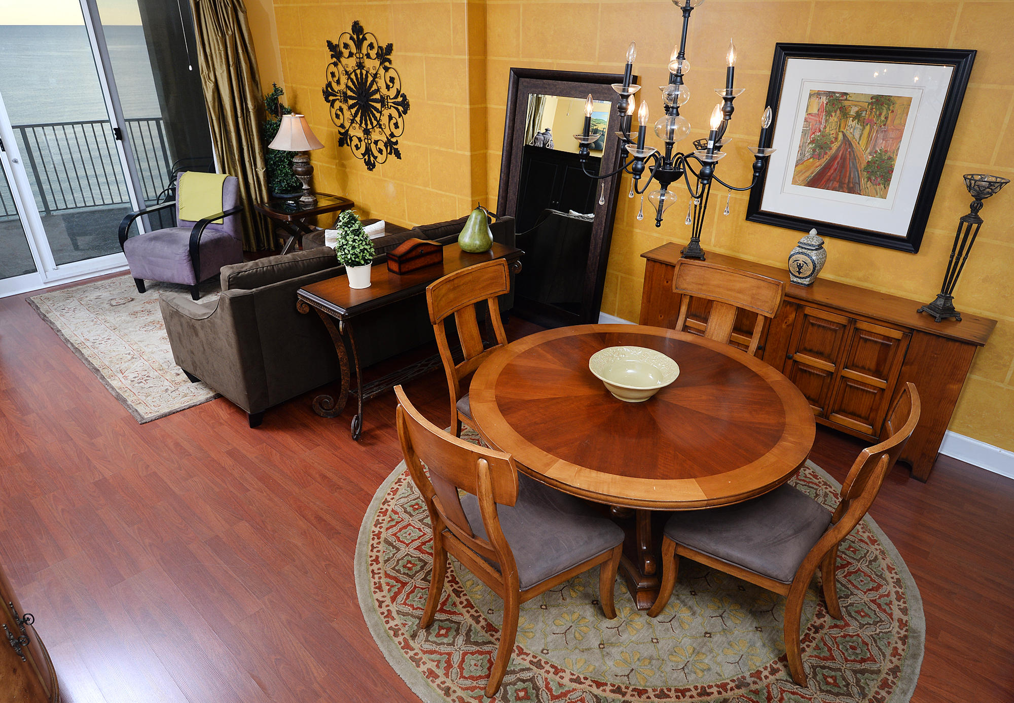 EMERALD ISLE - Residential