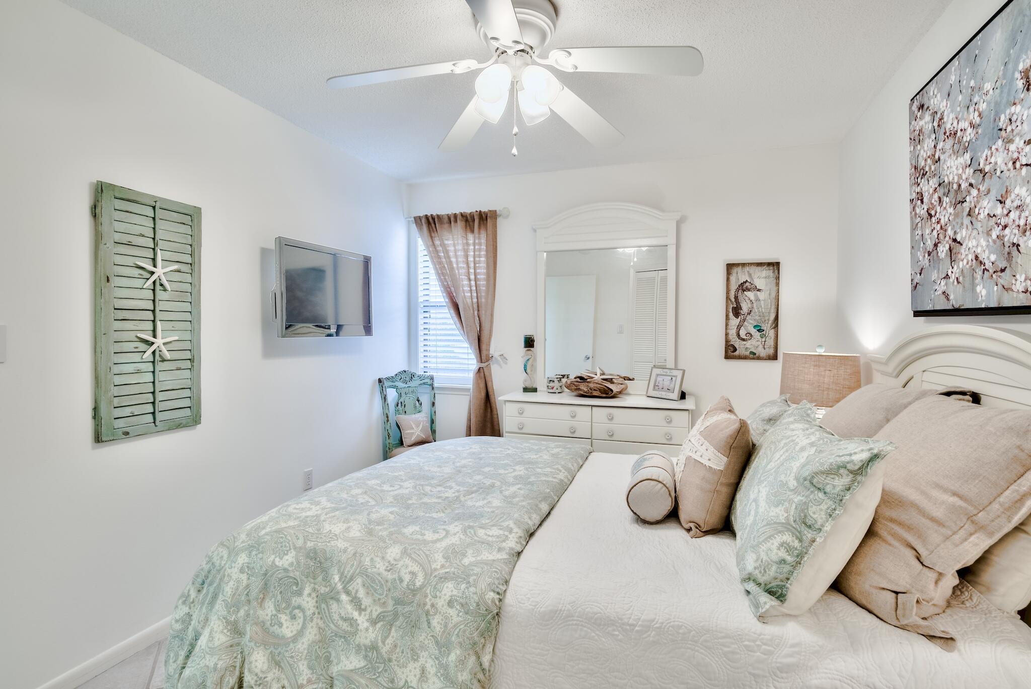 BEACHWOOD VILLAS CONDO Phase 1 - Residential