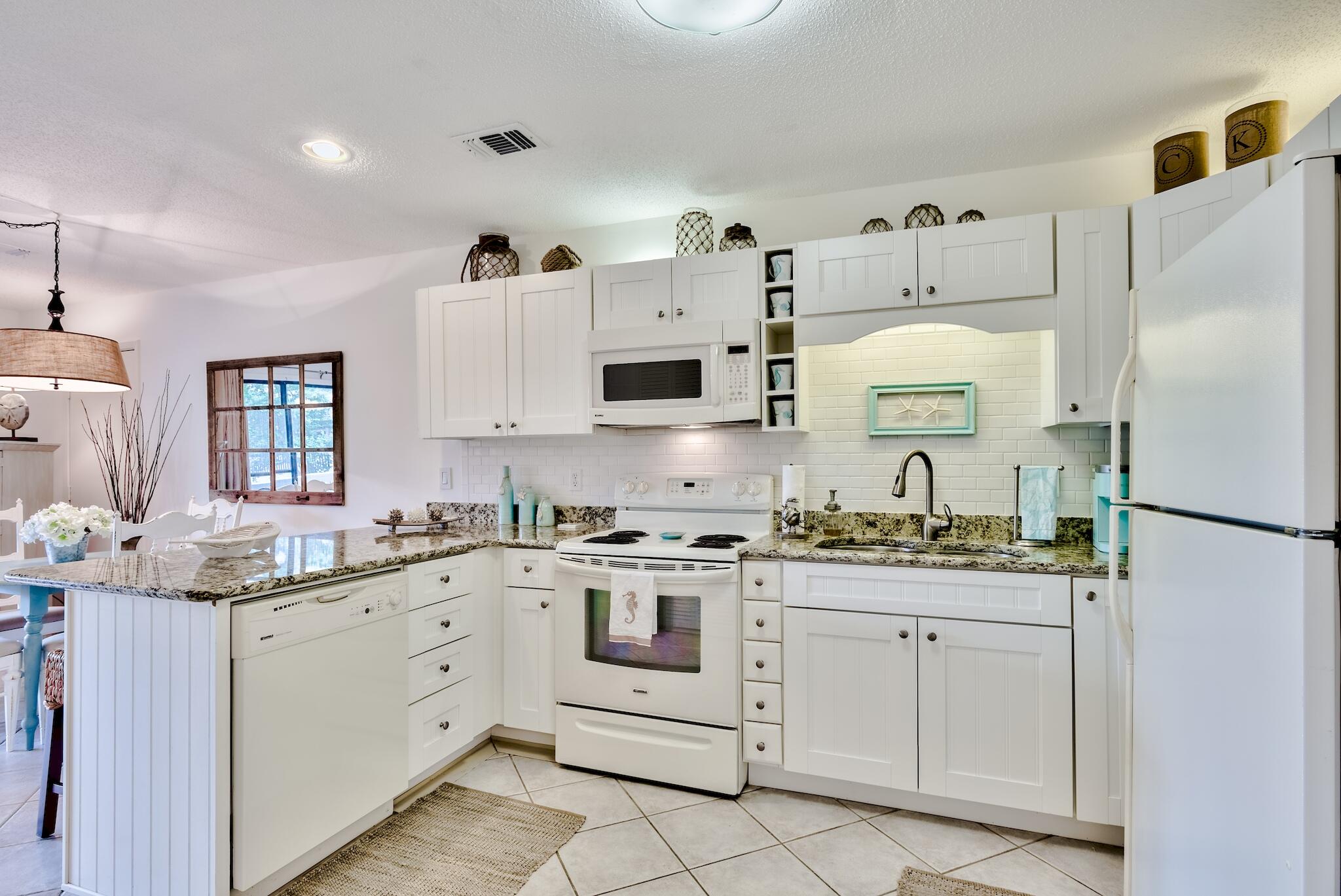 BEACHWOOD VILLAS CONDO Phase 1 - Residential