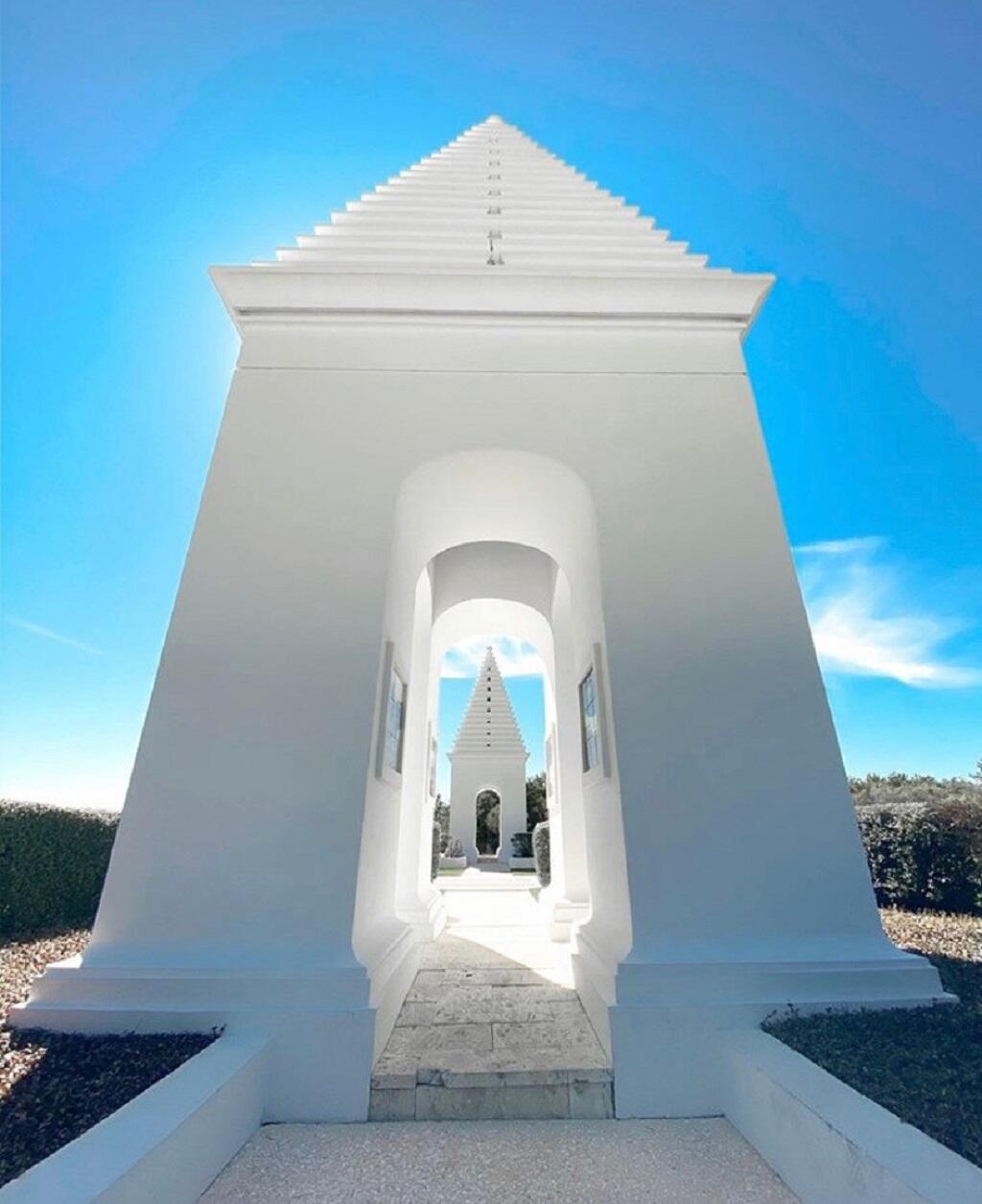 BEACHWOOD VILLAS CONDO Phase 1 - Residential