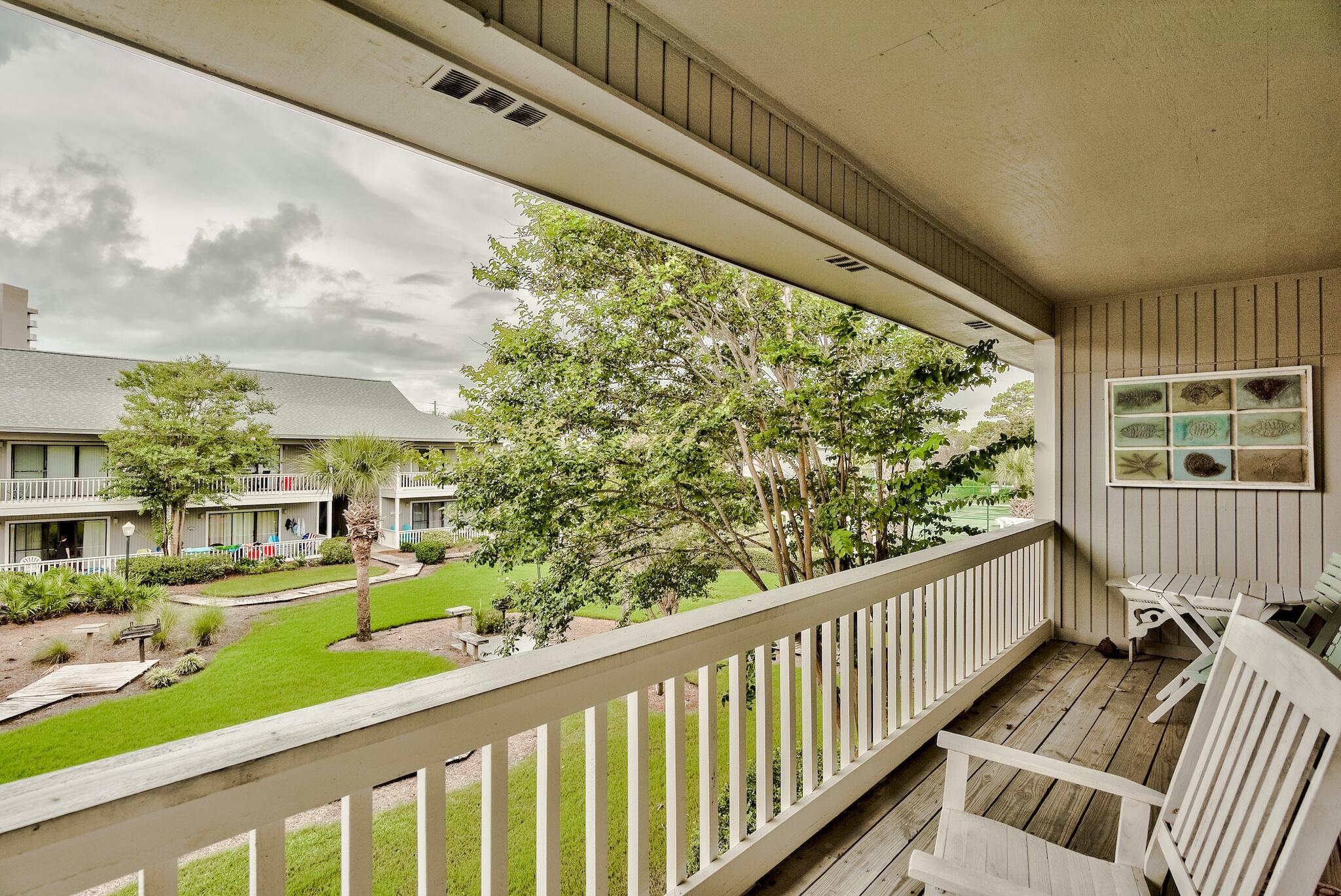 BEACHWOOD VILLAS CONDO Phase 1 - Residential