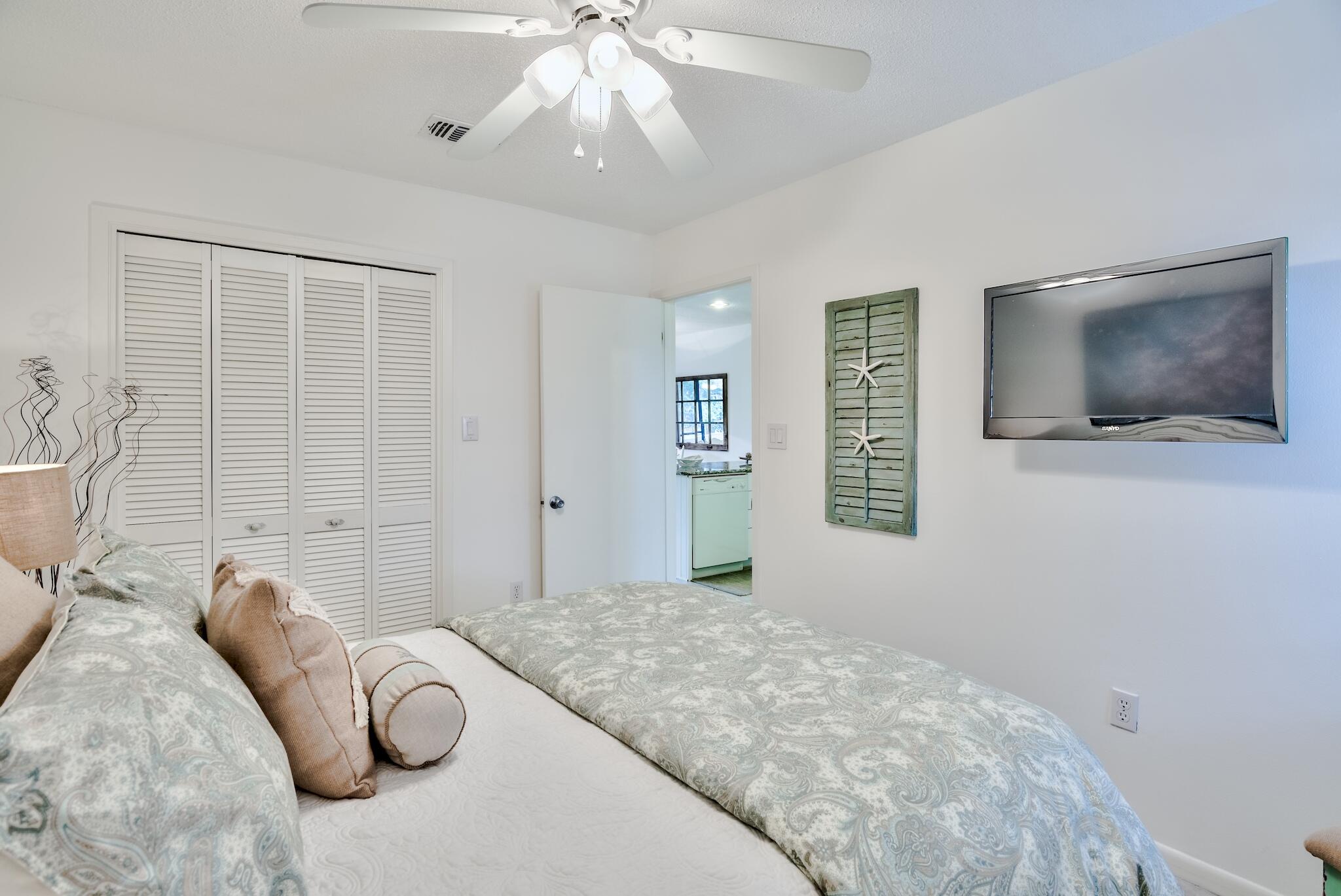 BEACHWOOD VILLAS CONDO Phase 1 - Residential