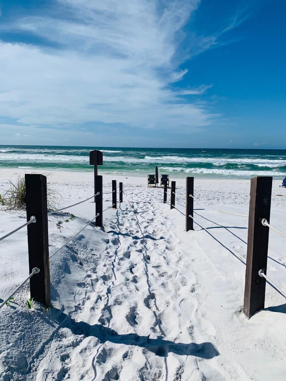 BEACHWOOD VILLAS CONDO Phase 1 - Residential