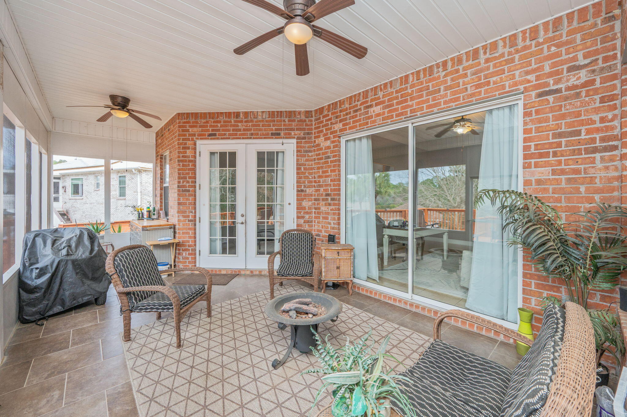 PAGE PLACE 3 PH 2 - Residential