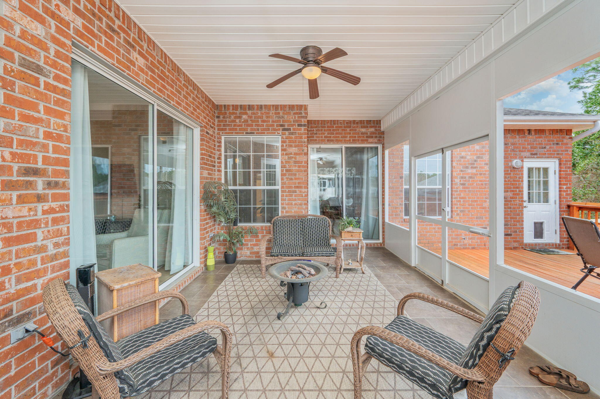 PAGE PLACE 3 PH 2 - Residential