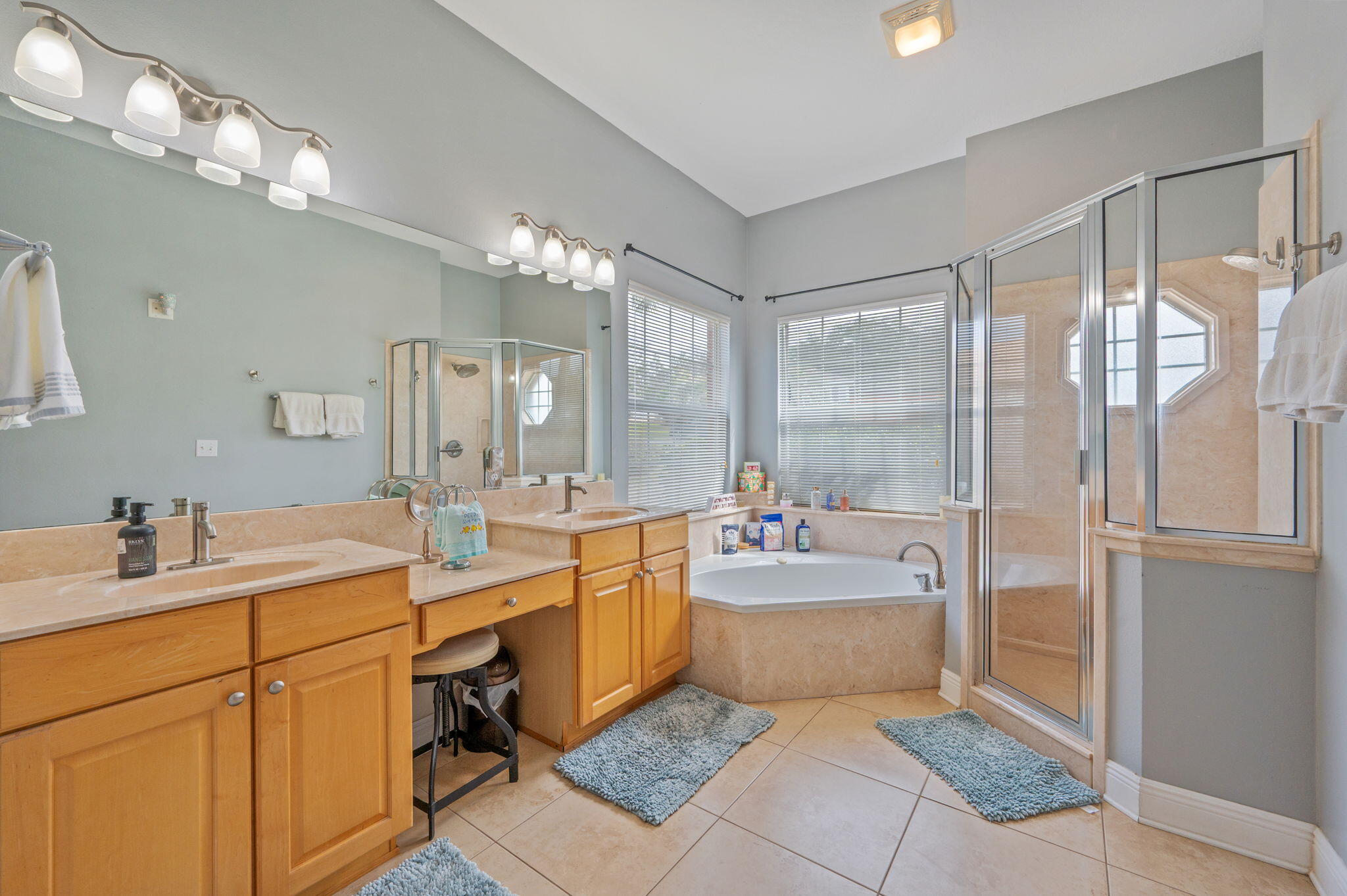 PAGE PLACE 3 PH 2 - Residential