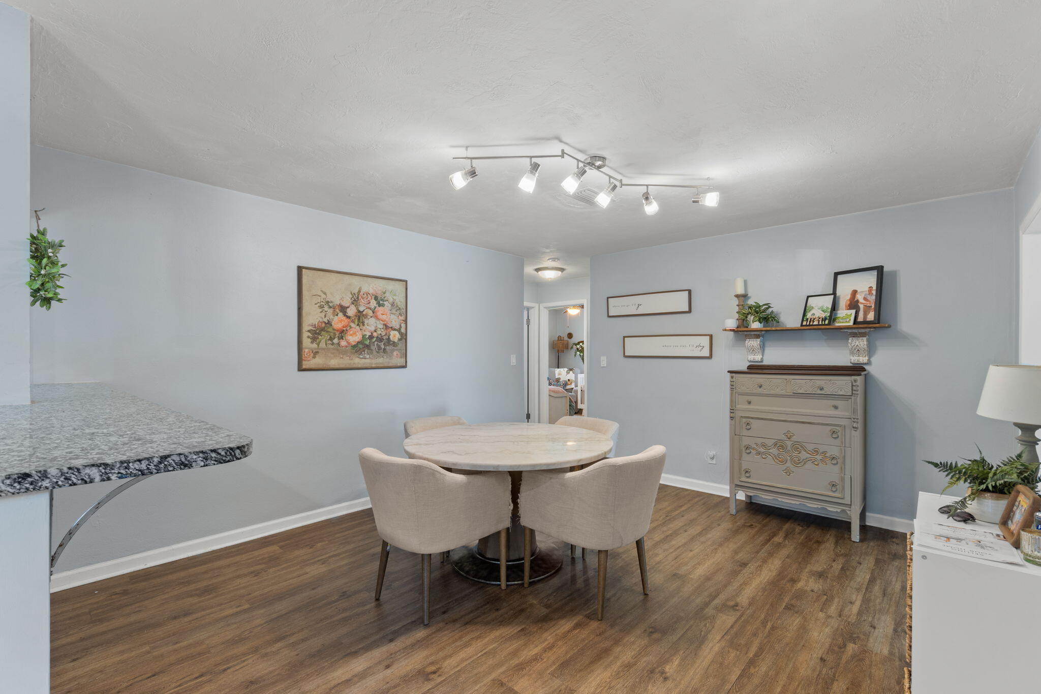 OAK TREE PARK - Residential