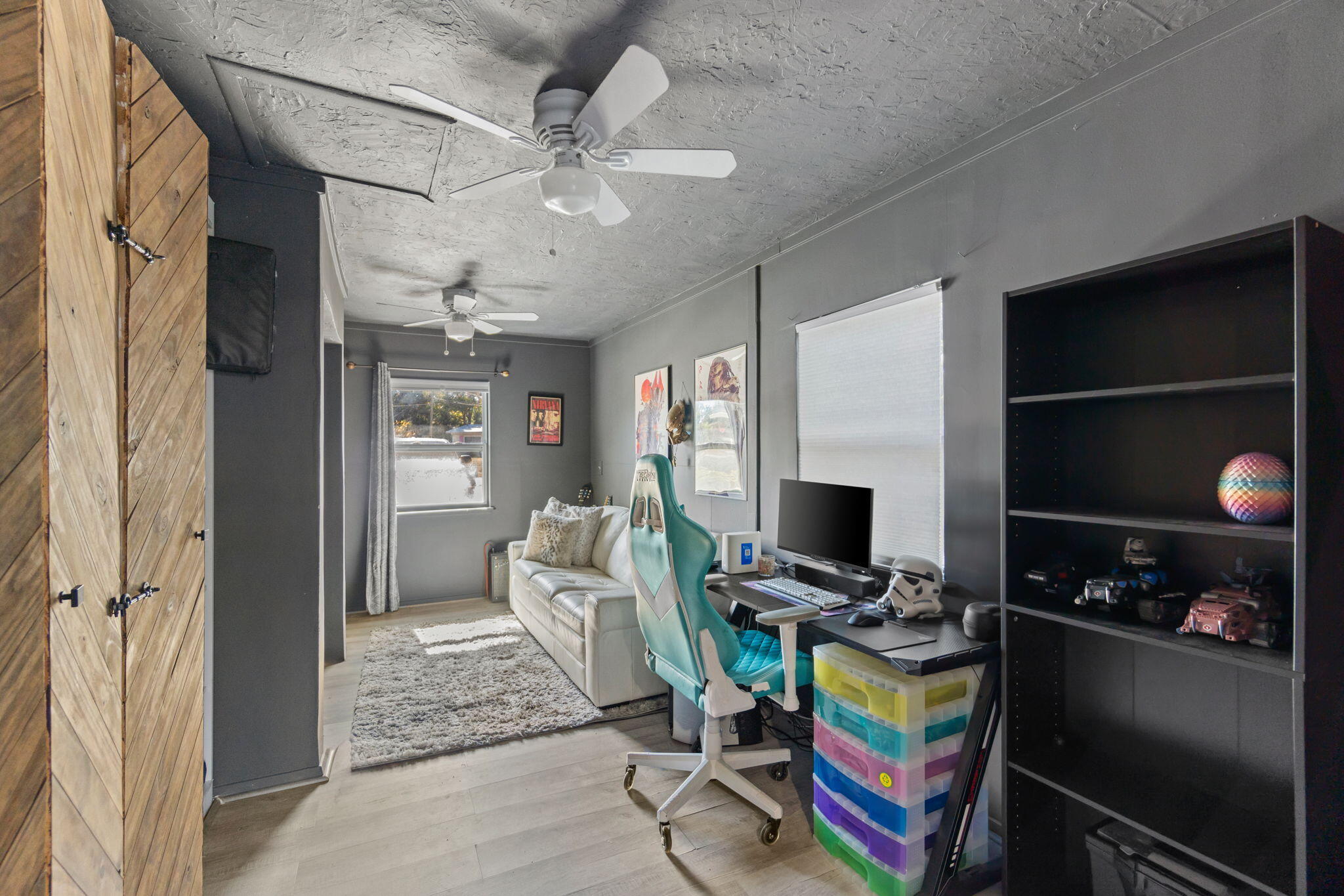 OAK TREE PARK - Residential