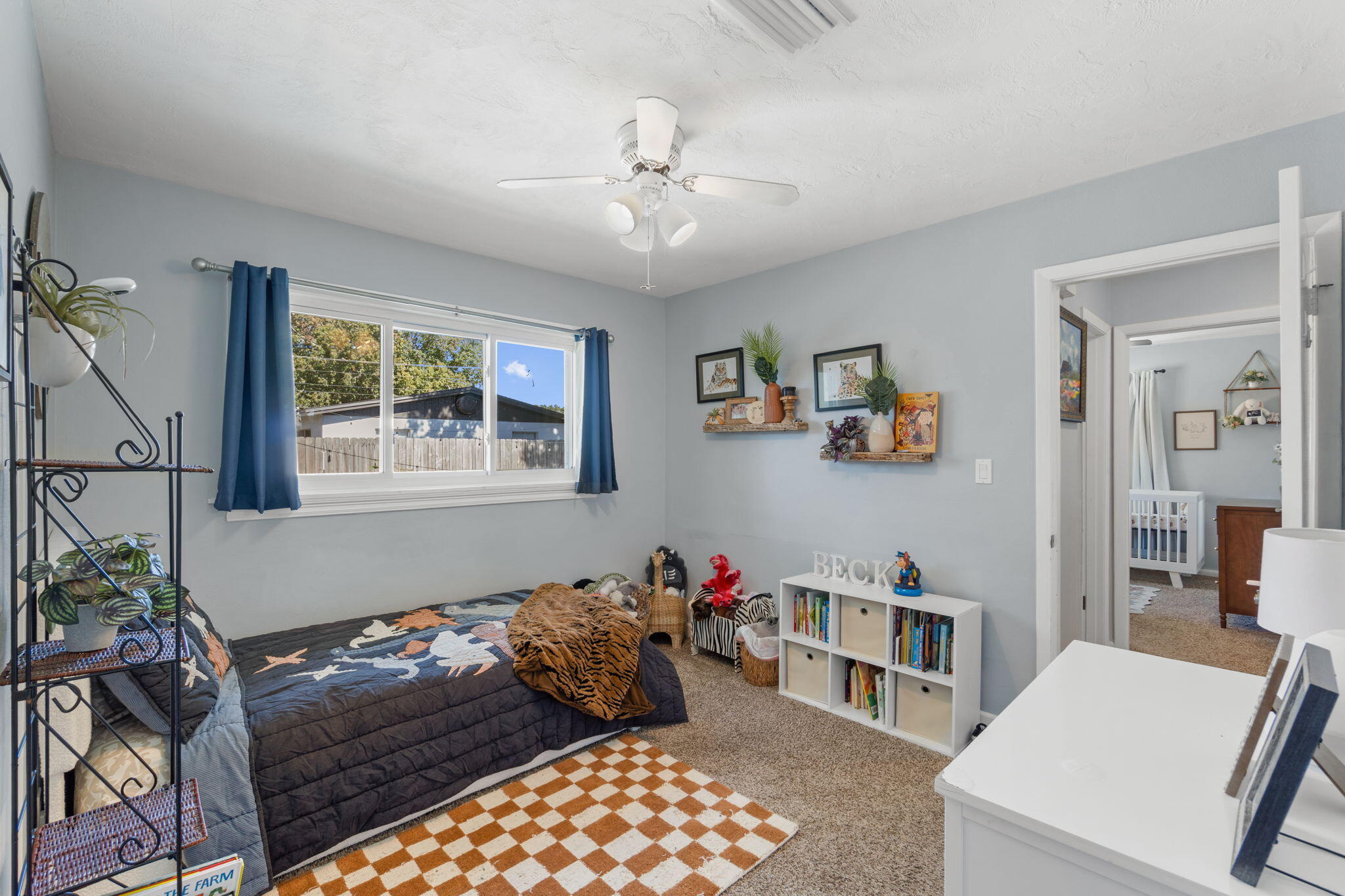 OAK TREE PARK - Residential